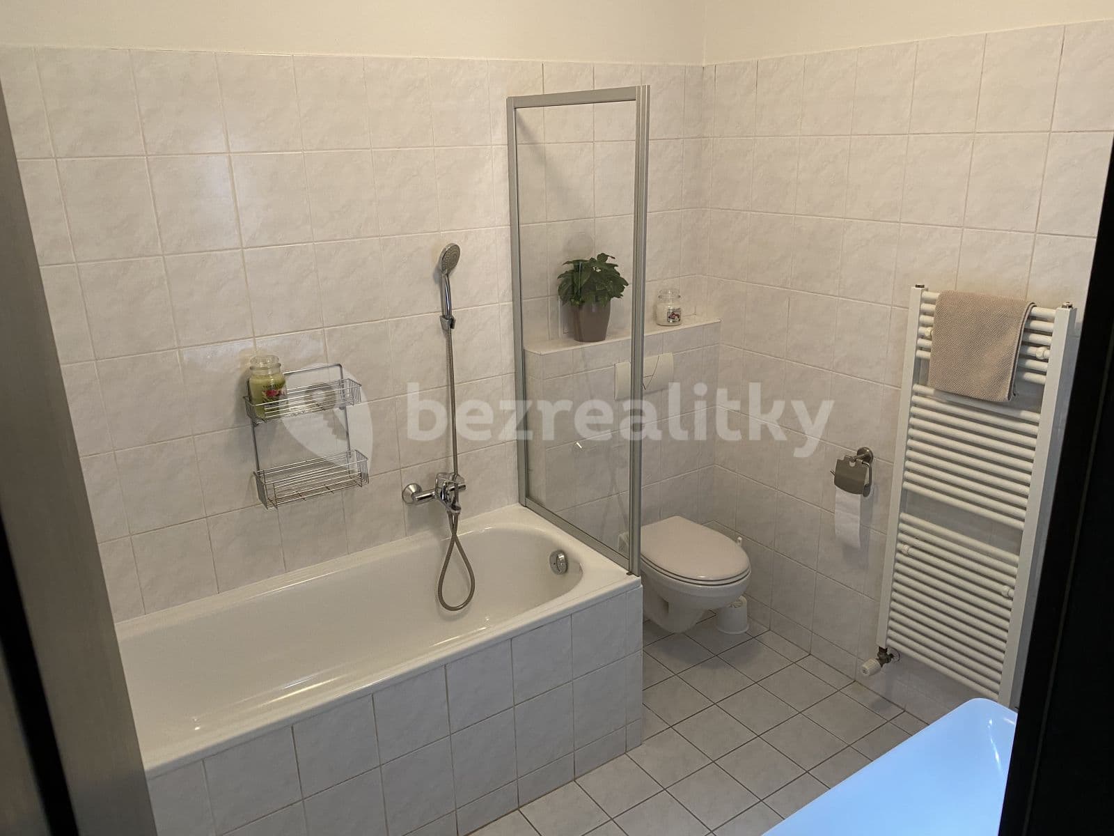 1 bedroom with open-plan kitchen flat to rent, 60 m², Ježovská, Prague, Prague 1 bedroom with open-plan kitchen flat to rent, 60 m², Ježovská, Prague, Prague