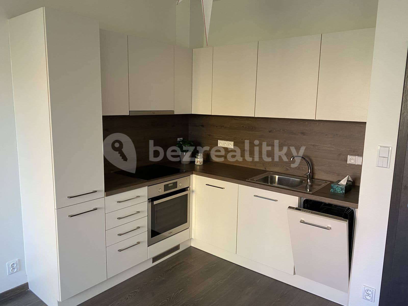 1 bedroom with open-plan kitchen flat to rent, 60 m², Ježovská, Prague, Prague 1 bedroom with open-plan kitchen flat to rent, 60 m², Ježovská, Prague, Prague