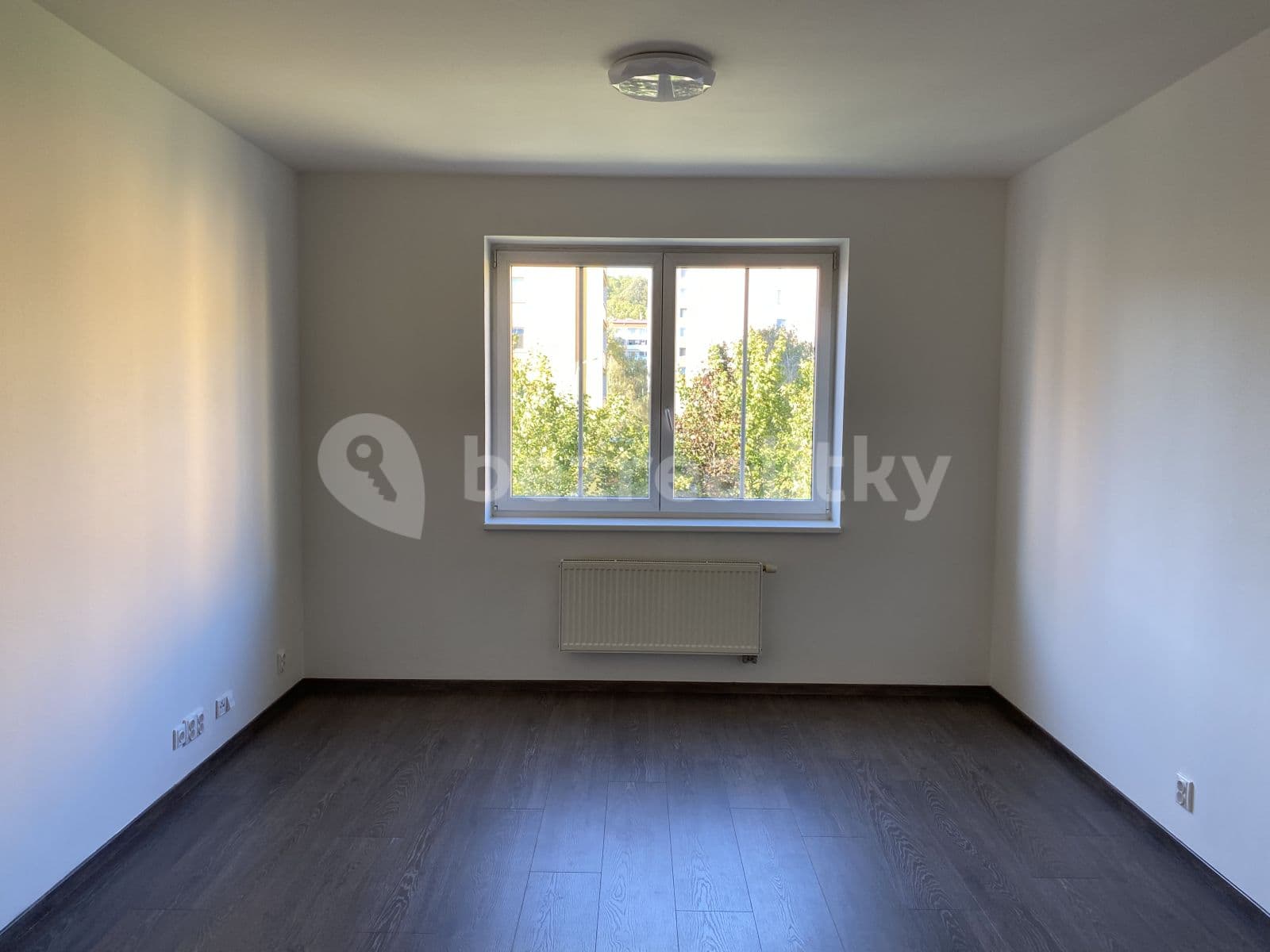 1 bedroom with open-plan kitchen flat to rent, 60 m², Ježovská, Prague, Prague 1 bedroom with open-plan kitchen flat to rent, 60 m², Ježovská, Prague, Prague