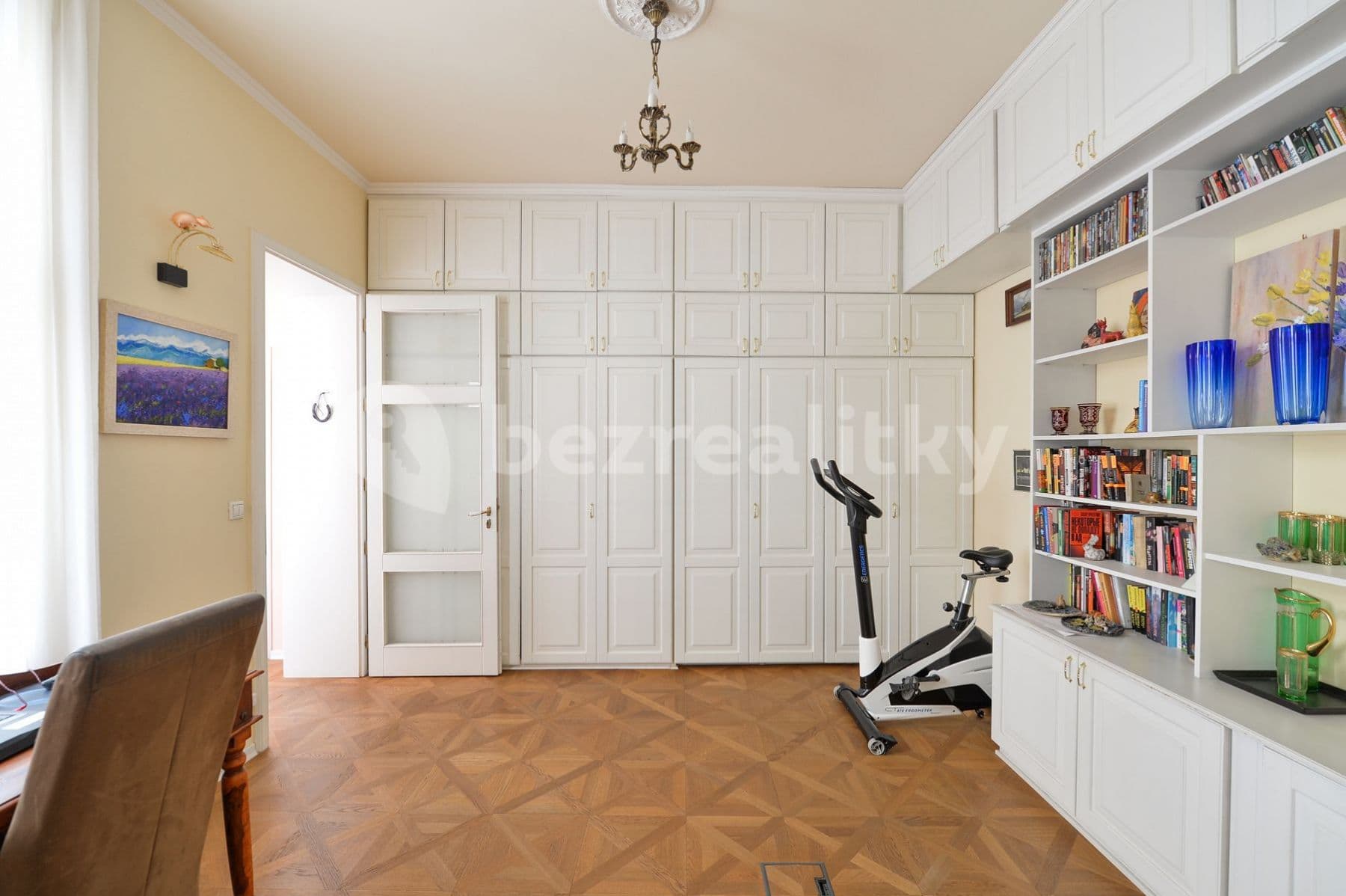 4 bedroom flat to rent, 134 m², Krakovská, Prague, Prague 4 bedroom flat to rent, 134 m², Krakovská, Prague, Prague