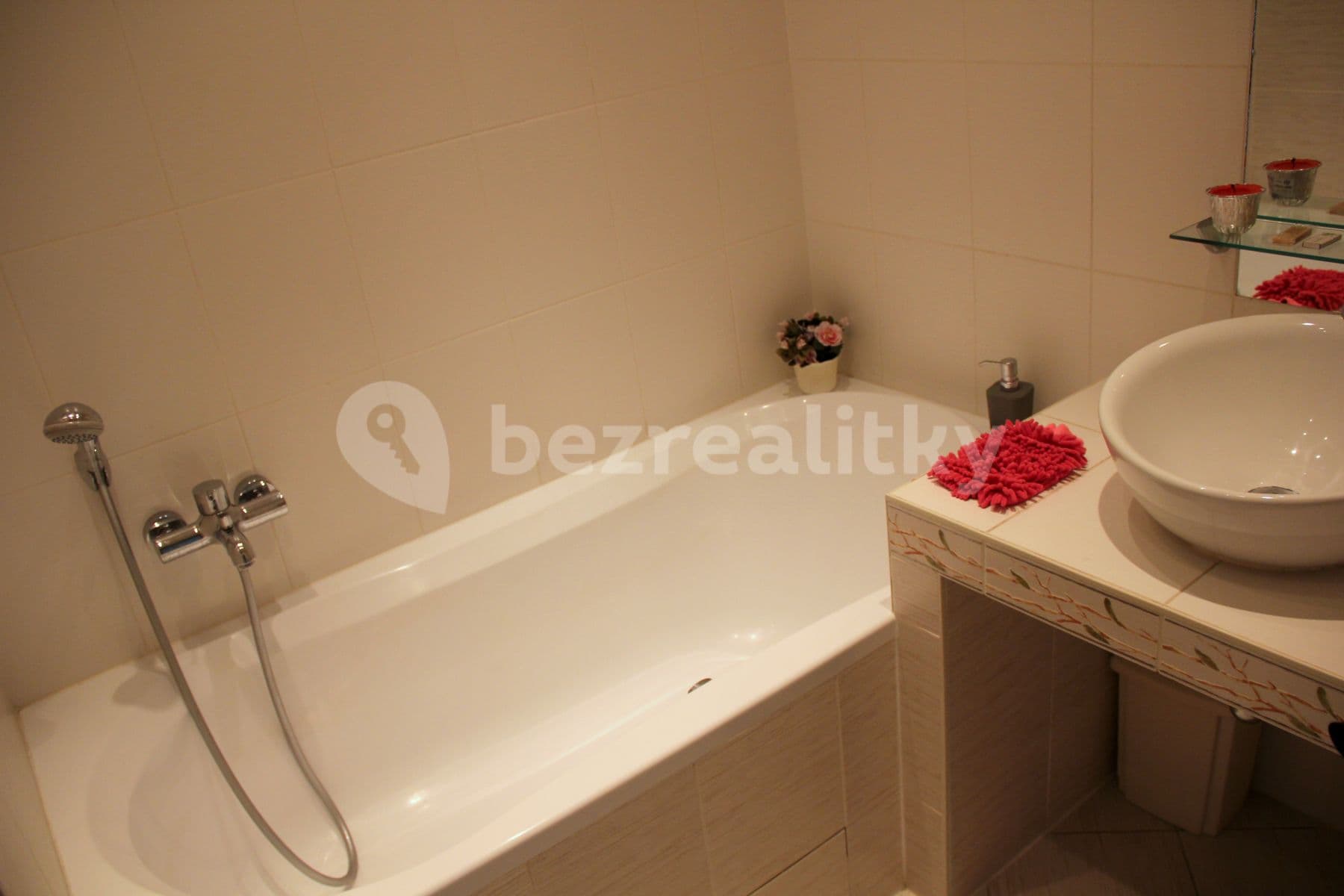 2 bedroom flat to rent, 57 m², Opletalova, Prague, Prague 2 bedroom flat to rent, 57 m², Opletalova, Prague, Prague