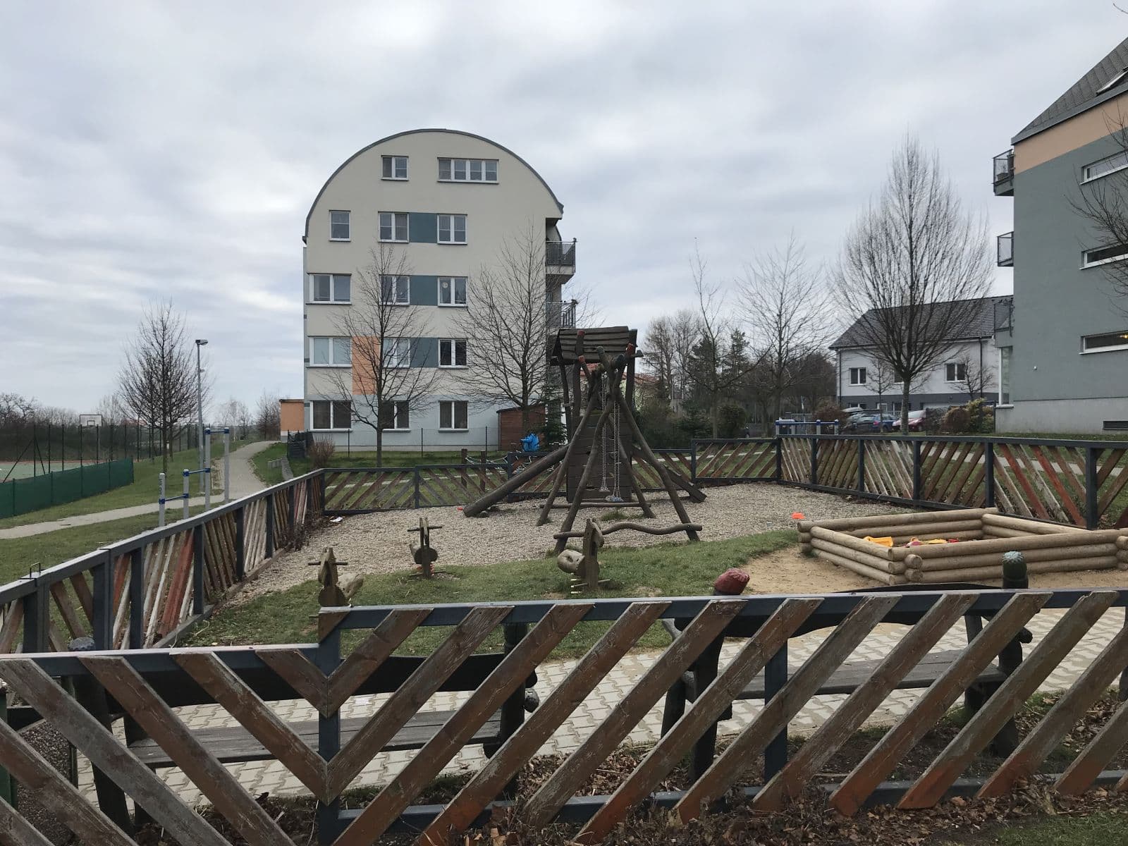 2 bedroom with open-plan kitchen flat to rent, 56 m², Herlíkovická, Prague, Prague 2 bedroom with open-plan kitchen flat to rent, 56 m², Herlíkovická, Prague, Prague