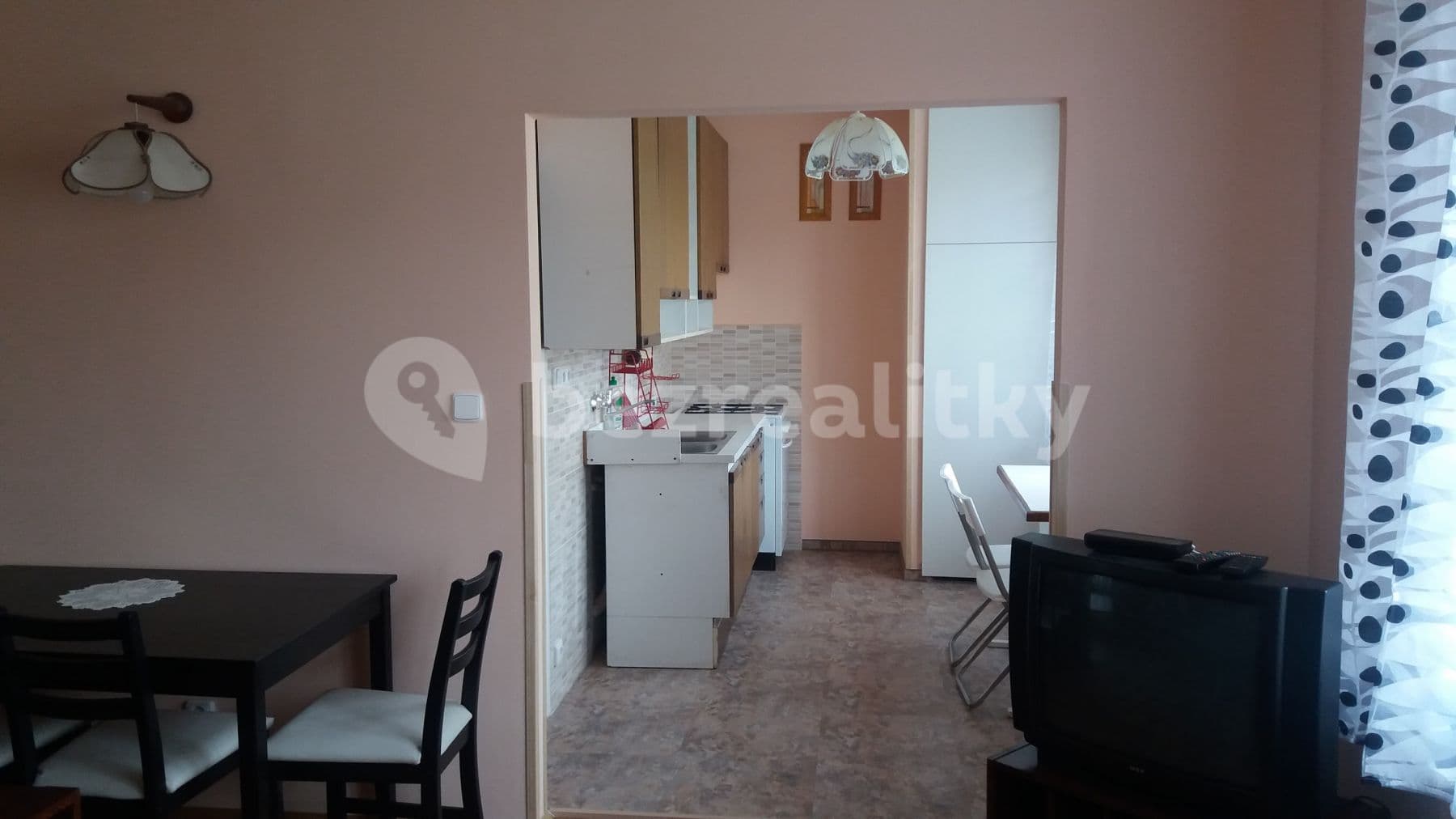 2 bedroom flat to rent, 57 m², 1. Máje, Habartov, Karlovarský Region 2 bedroom flat to rent, 57 m², 1. Máje, Habartov, Karlovarský Region