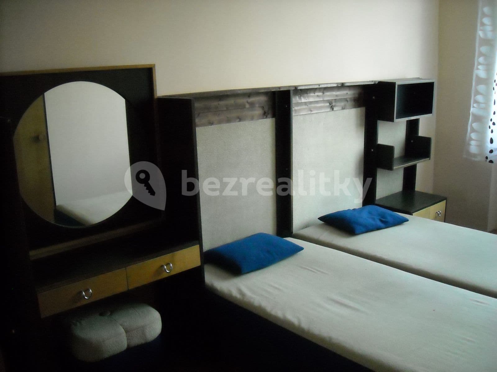 2 bedroom flat to rent, 57 m², 1. Máje, Habartov, Karlovarský Region 2 bedroom flat to rent, 57 m², 1. Máje, Habartov, Karlovarský Region