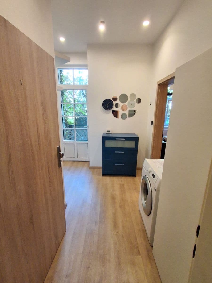 Studio flat to rent, 25 m², Fibichova, Prague, Prague Studio flat to rent, 25 m², Fibichova, Prague, Prague
