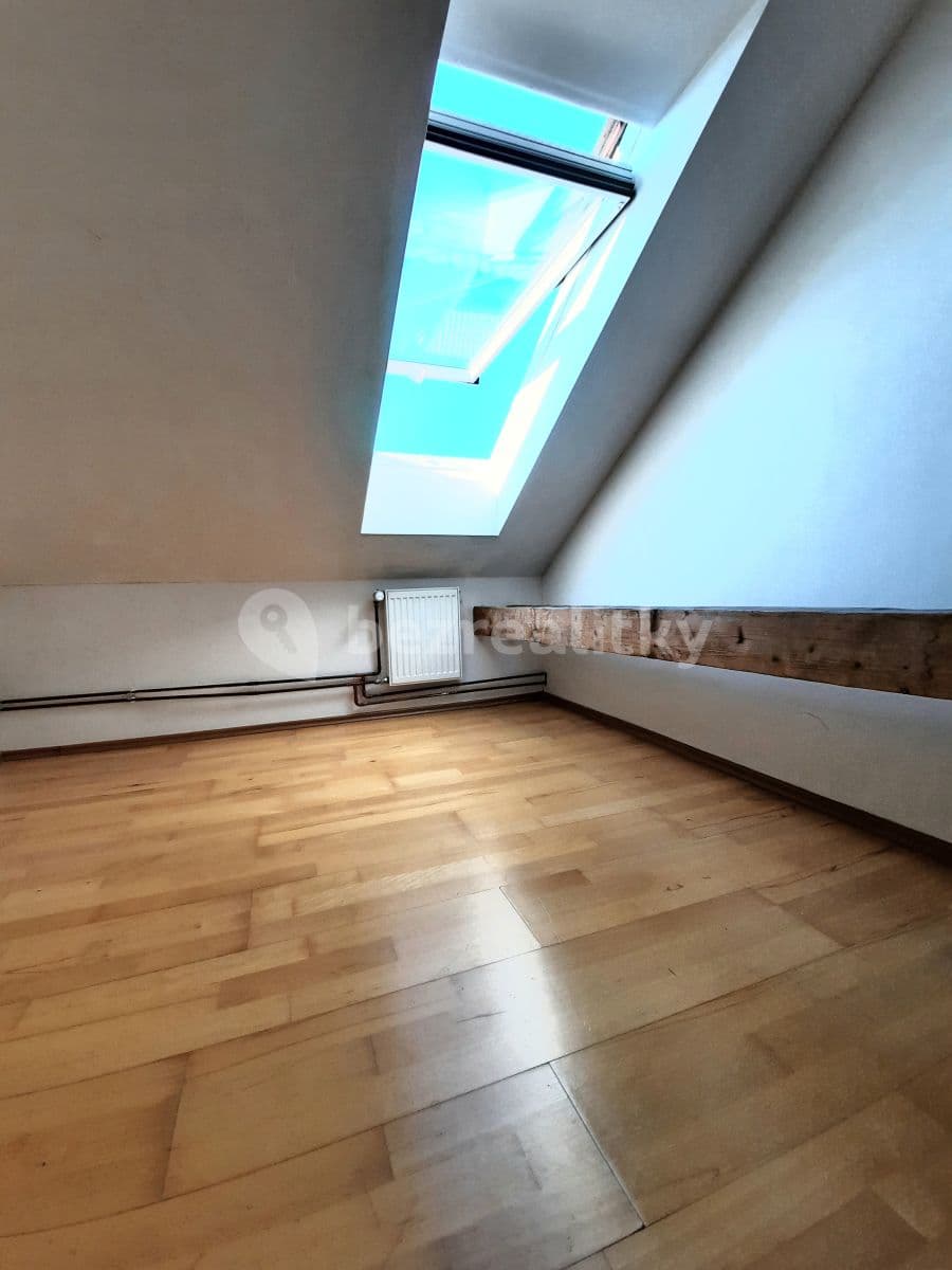 2 bedroom with open-plan kitchen flat to rent, 59 m², Vlkova, Prague, Prague 2 bedroom with open-plan kitchen flat to rent, 59 m², Vlkova, Prague, Prague