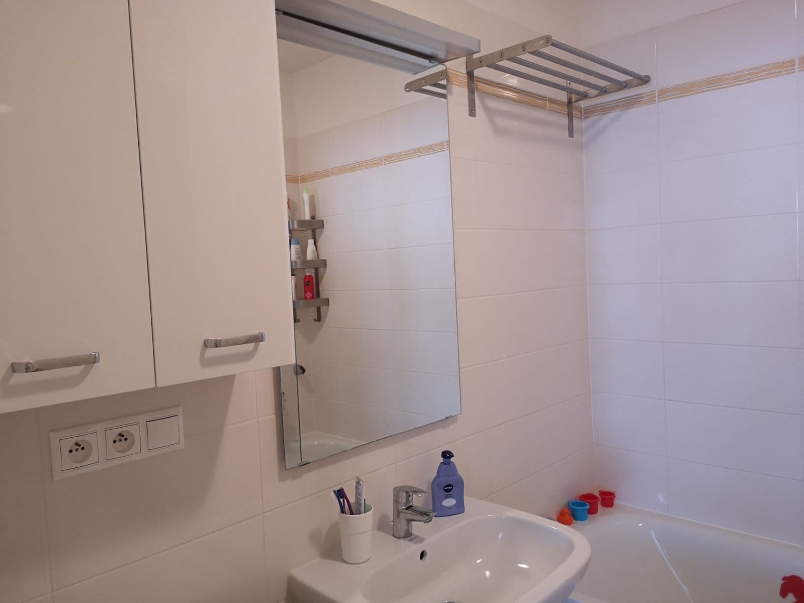 1 bedroom with open-plan kitchen flat to rent, 55 m², U Hostavického potoka, Prague, Prague 1 bedroom with open-plan kitchen flat to rent, 55 m², U Hostavického potoka, Prague, Prague