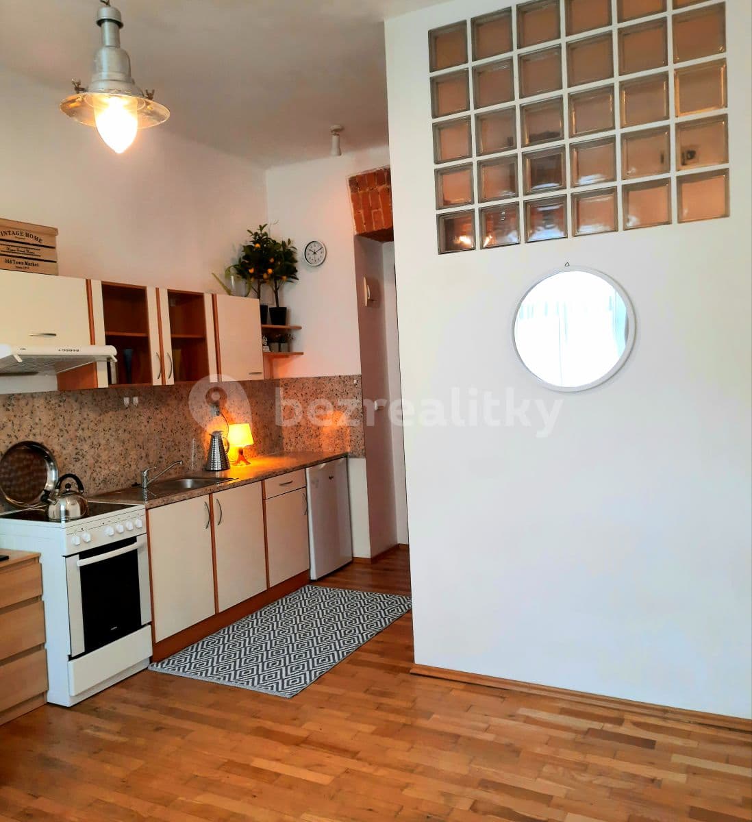 Studio flat to rent, 23 m², Vlkova, Prague, Prague Studio flat to rent, 23 m², Vlkova, Prague, Prague