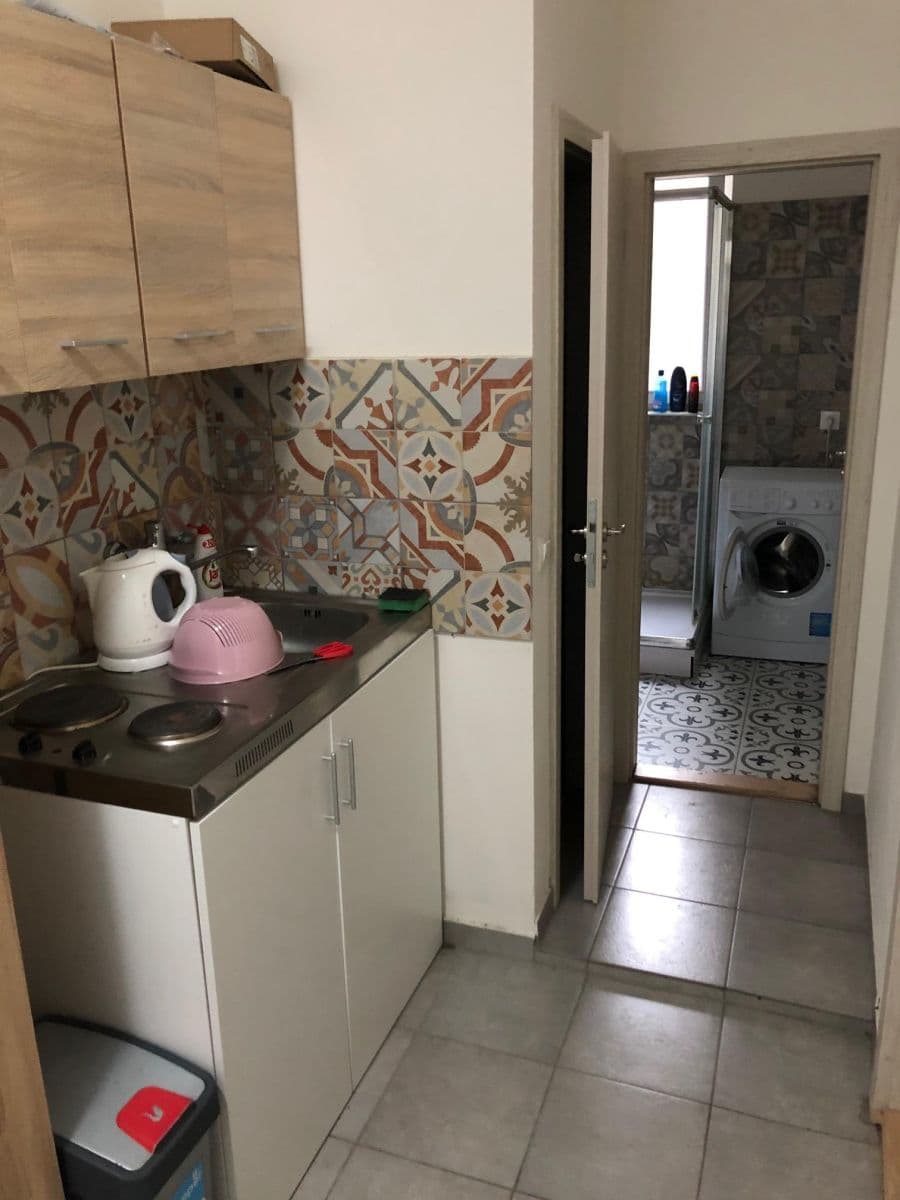 5 bedroom flat to rent, 85 m², Vladivostocká, Prague, Prague 5 bedroom flat to rent, 85 m², Vladivostocká, Prague, Prague