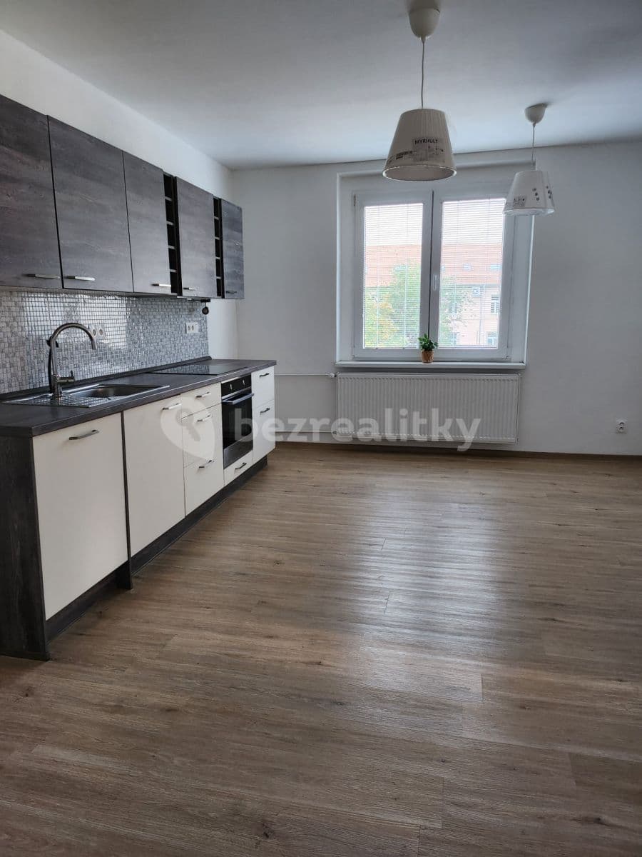1 bedroom with open-plan kitchen flat to rent, 65 m², Gorkého, Říčany, Středočeský Region 1 bedroom with open-plan kitchen flat to rent, 65 m², Gorkého, Říčany, Středočeský Region