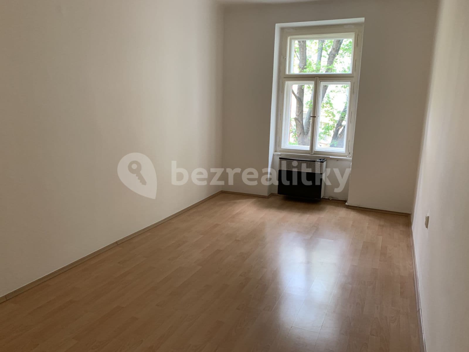 1 bedroom with open-plan kitchen flat to rent, 44 m², Mojmírova, Prague, Prague 1 bedroom with open-plan kitchen flat to rent, 44 m², Mojmírova, Prague, Prague