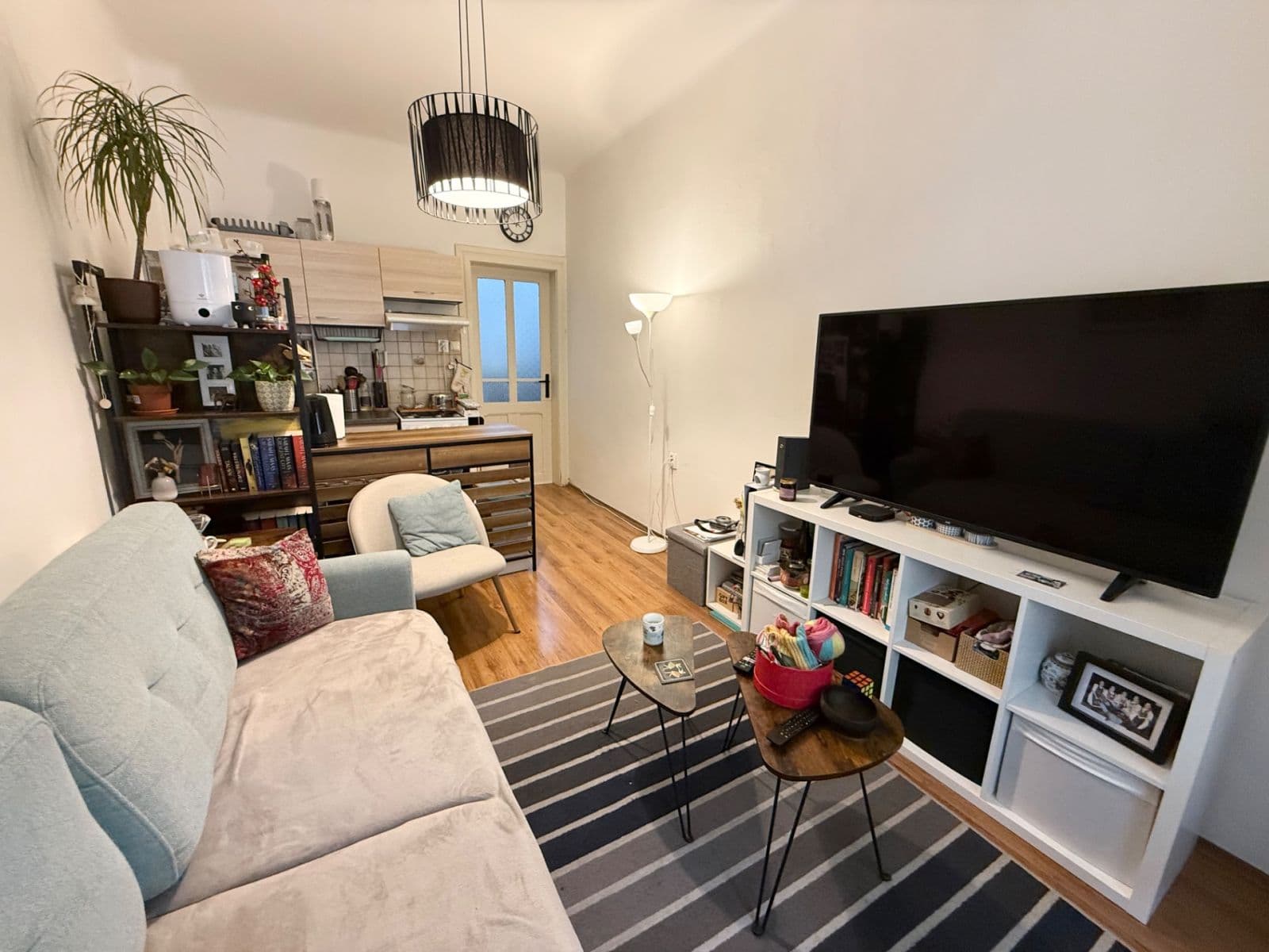 1 bedroom with open-plan kitchen flat to rent, 44 m², Mojmírova, Prague, Prague 1 bedroom with open-plan kitchen flat to rent, 44 m², Mojmírova, Prague, Prague