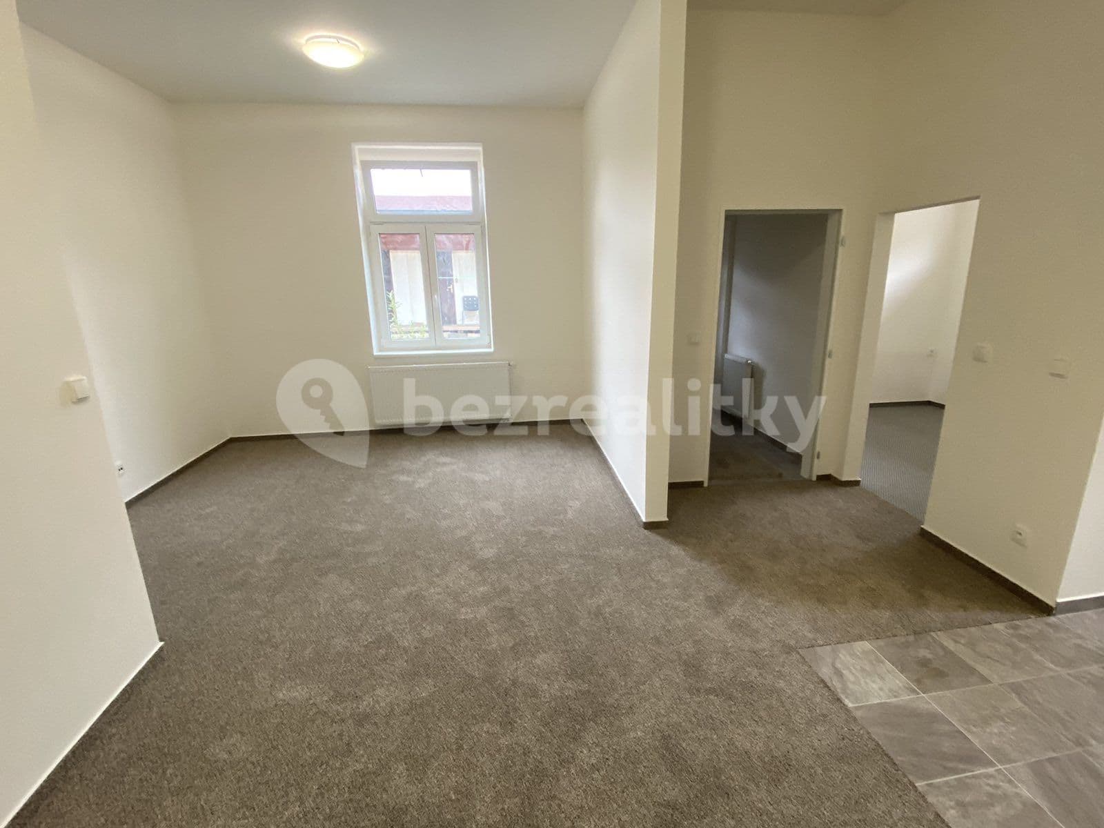 1 bedroom with open-plan kitchen flat to rent, 45 m², Za horou, Prague, Prague 1 bedroom with open-plan kitchen flat to rent, 45 m², Za horou, Prague, Prague