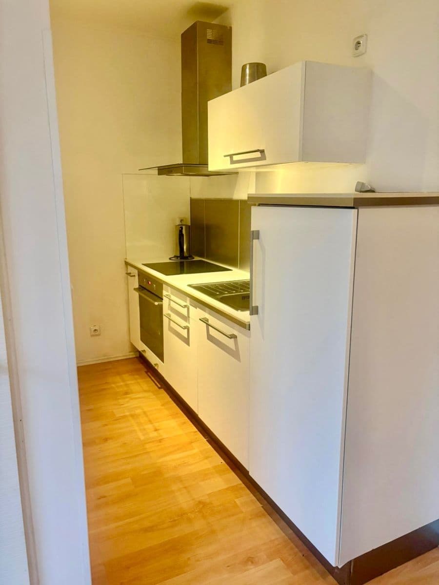 2 bedroom with open-plan kitchen flat to rent, 60 m², Miroslava Hajna, Prague, Prague 2 bedroom with open-plan kitchen flat to rent, 60 m², Miroslava Hajna, Prague, Prague