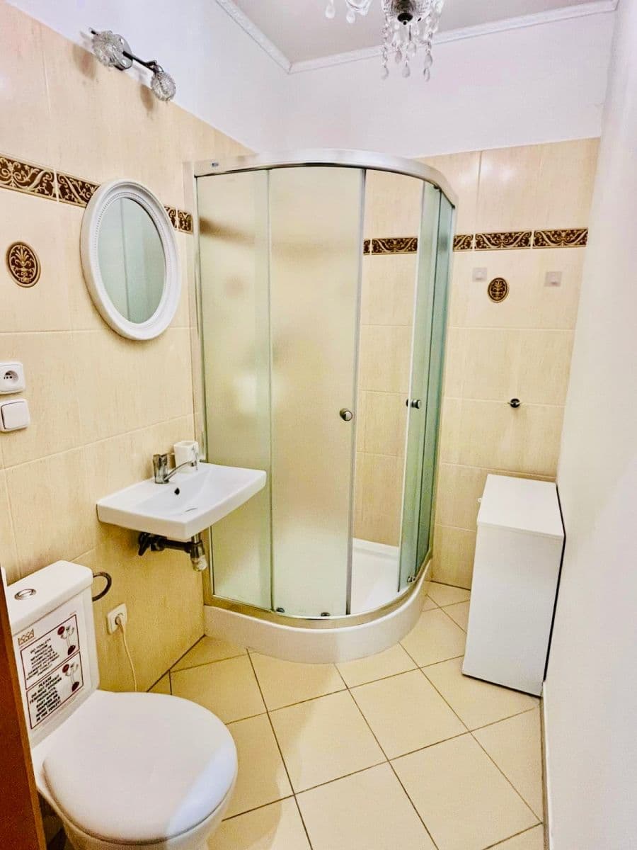 2 bedroom with open-plan kitchen flat to rent, 60 m², Miroslava Hajna, Prague, Prague 2 bedroom with open-plan kitchen flat to rent, 60 m², Miroslava Hajna, Prague, Prague