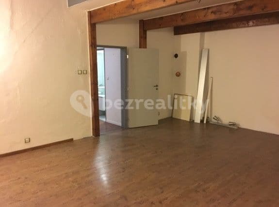 1 bedroom with open-plan kitchen flat to rent, 65 m², Korunní, Prague, Prague 1 bedroom with open-plan kitchen flat to rent, 65 m², Korunní, Prague, Prague