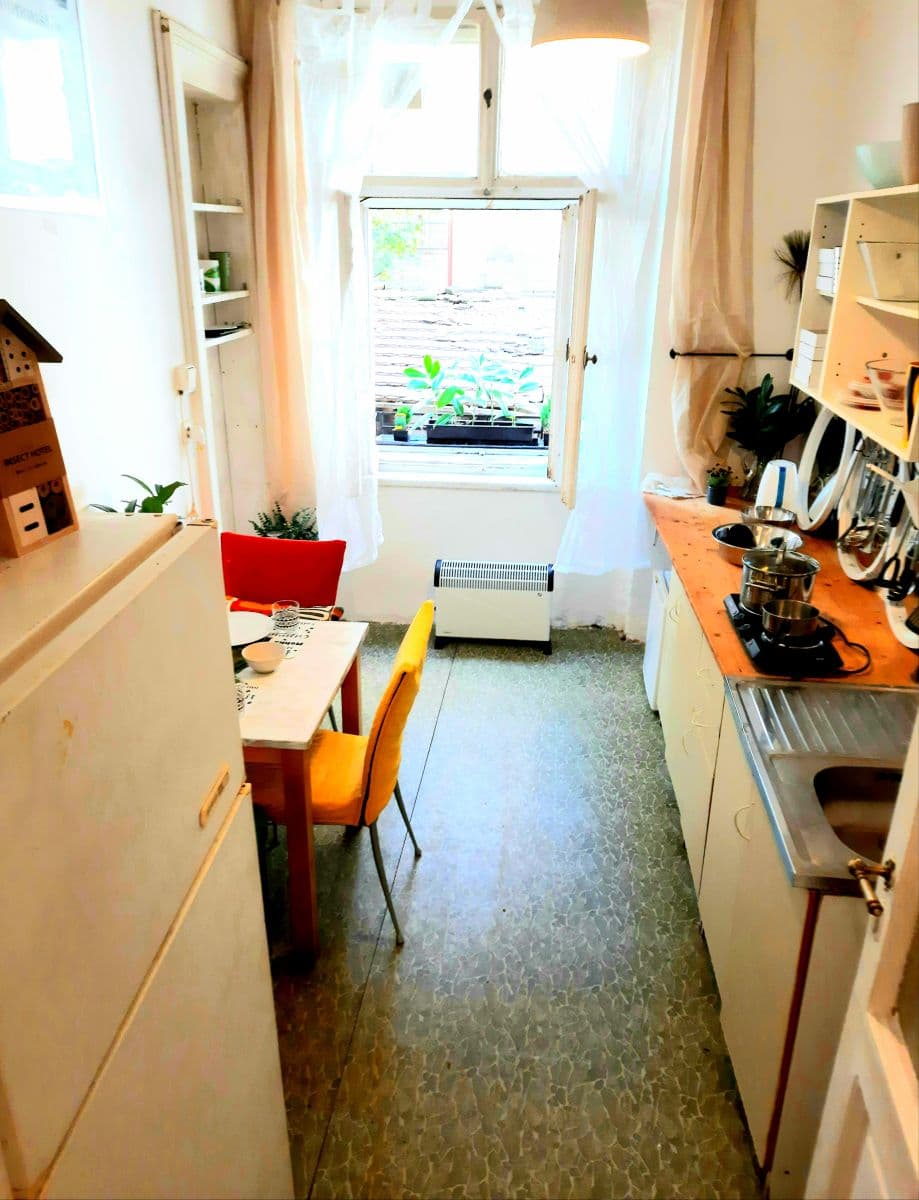 3 bedroom flat to rent, 92 m², Krásova, Prague, Prague 3 bedroom flat to rent, 92 m², Krásova, Prague, Prague
