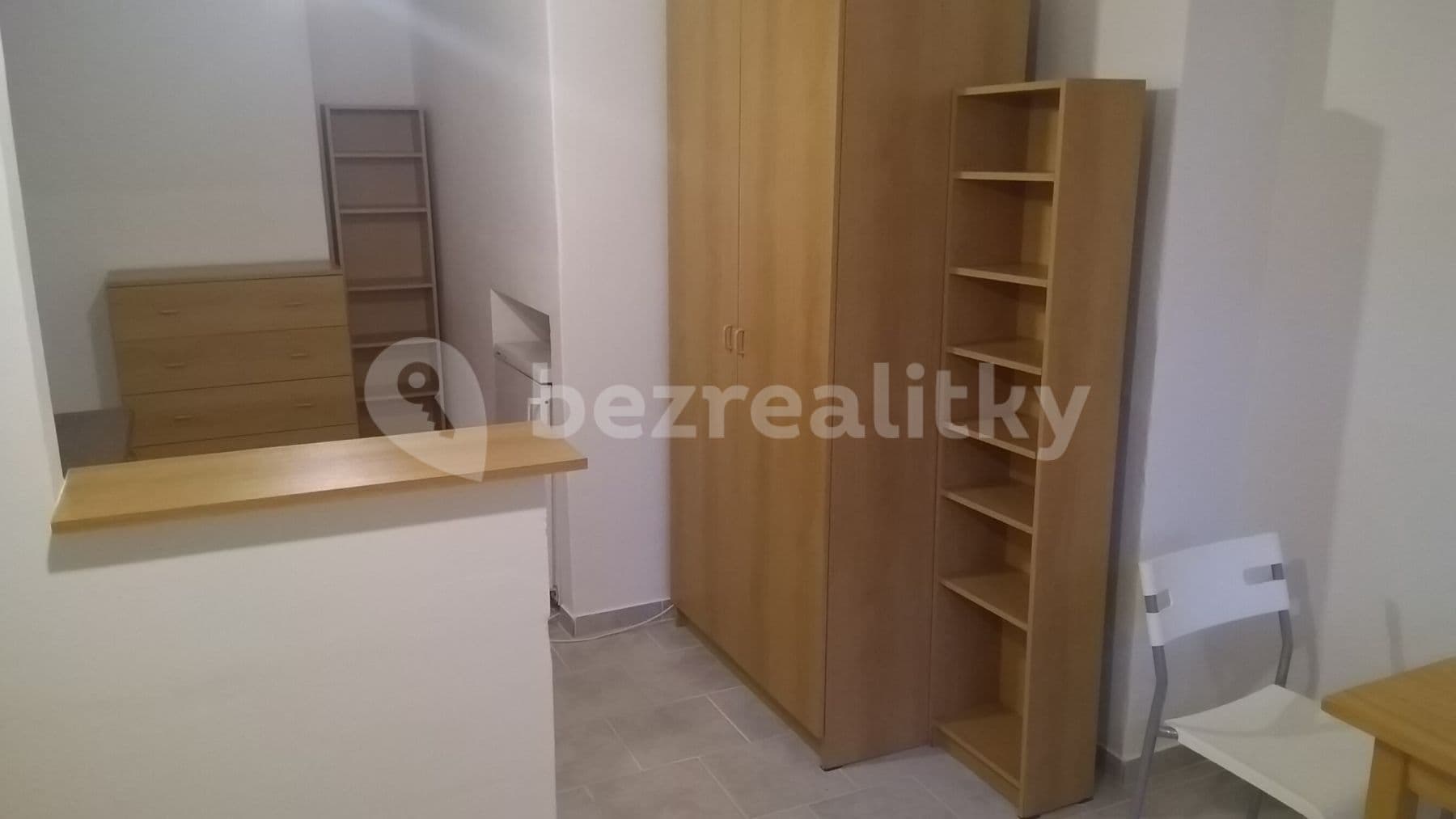 Studio flat to rent, 25 m², Petrohradská, Prague, Prague Studio flat to rent, 25 m², Petrohradská, Prague, Prague