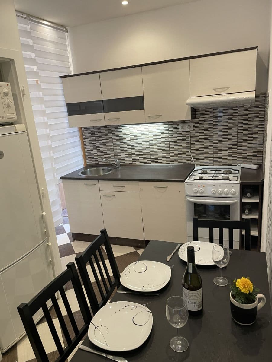 2 bedroom flat to rent, 53 m², Dačického, Prague, Prague 2 bedroom flat to rent, 53 m², Dačického, Prague, Prague