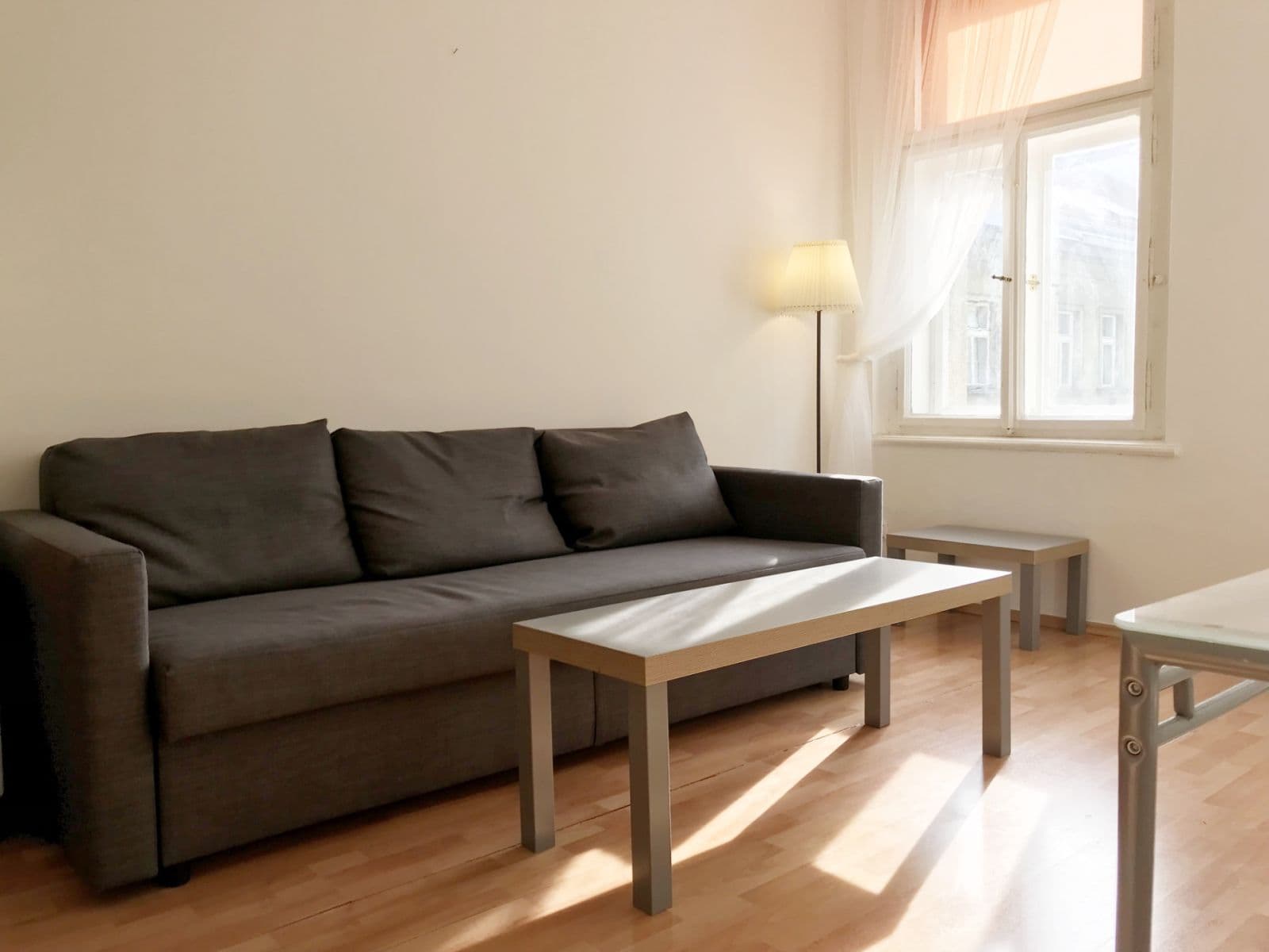 1 bedroom with open-plan kitchen flat to rent, 42 m², Černomořská, Prague, Prague 1 bedroom with open-plan kitchen flat to rent, 42 m², Černomořská, Prague, Prague