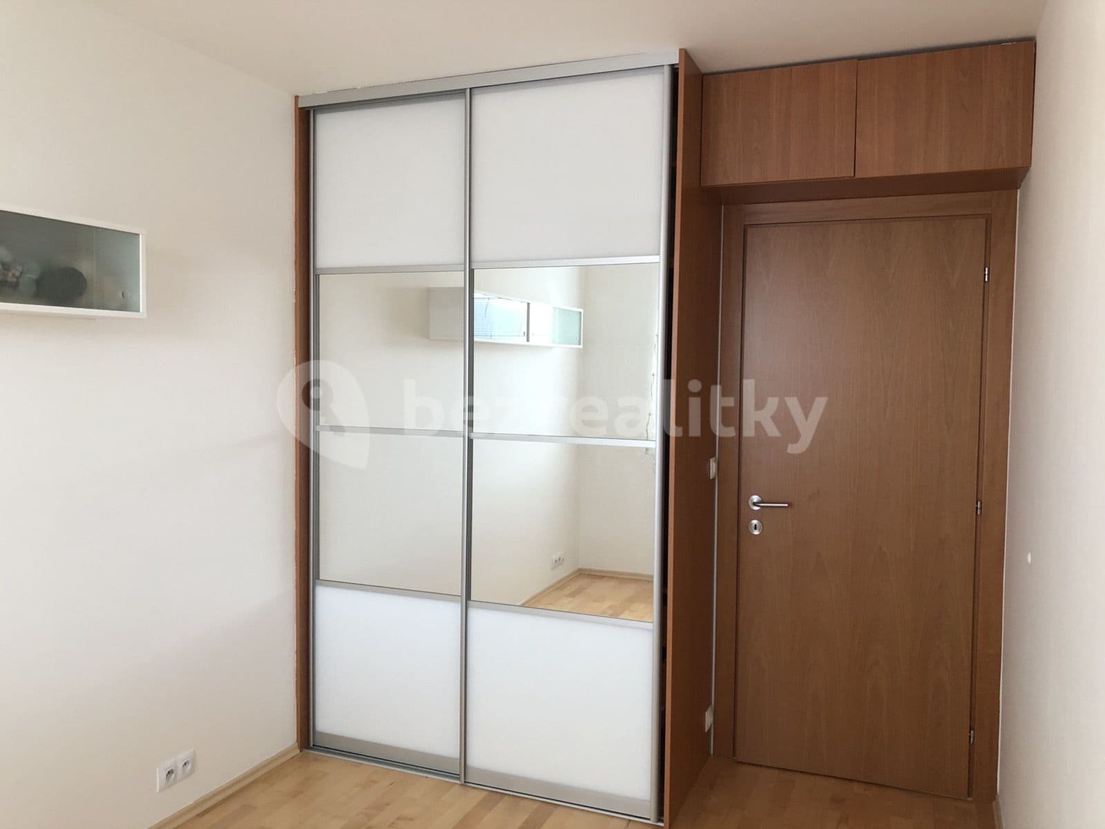 2 bedroom with open-plan kitchen flat to rent, 81 m², Nehvizdská, Prague, Prague 2 bedroom with open-plan kitchen flat to rent, 81 m², Nehvizdská, Prague, Prague