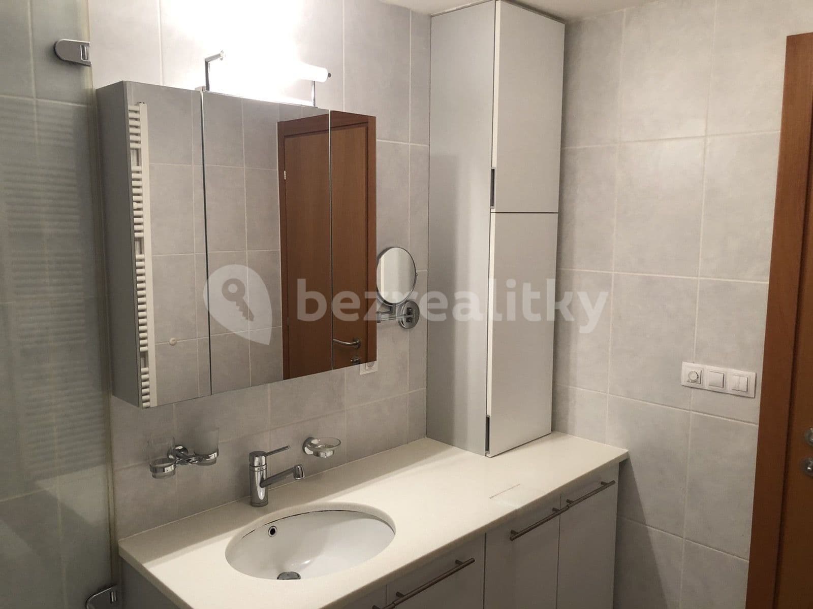 2 bedroom with open-plan kitchen flat to rent, 81 m², Nehvizdská, Prague, Prague 2 bedroom with open-plan kitchen flat to rent, 81 m², Nehvizdská, Prague, Prague