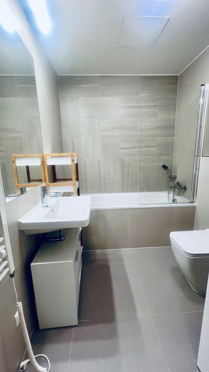 1 bedroom with open-plan kitchen flat to rent, 41 m², Na Komořsku, Prague, Prague 1 bedroom with open-plan kitchen flat to rent, 41 m², Na Komořsku, Prague, Prague