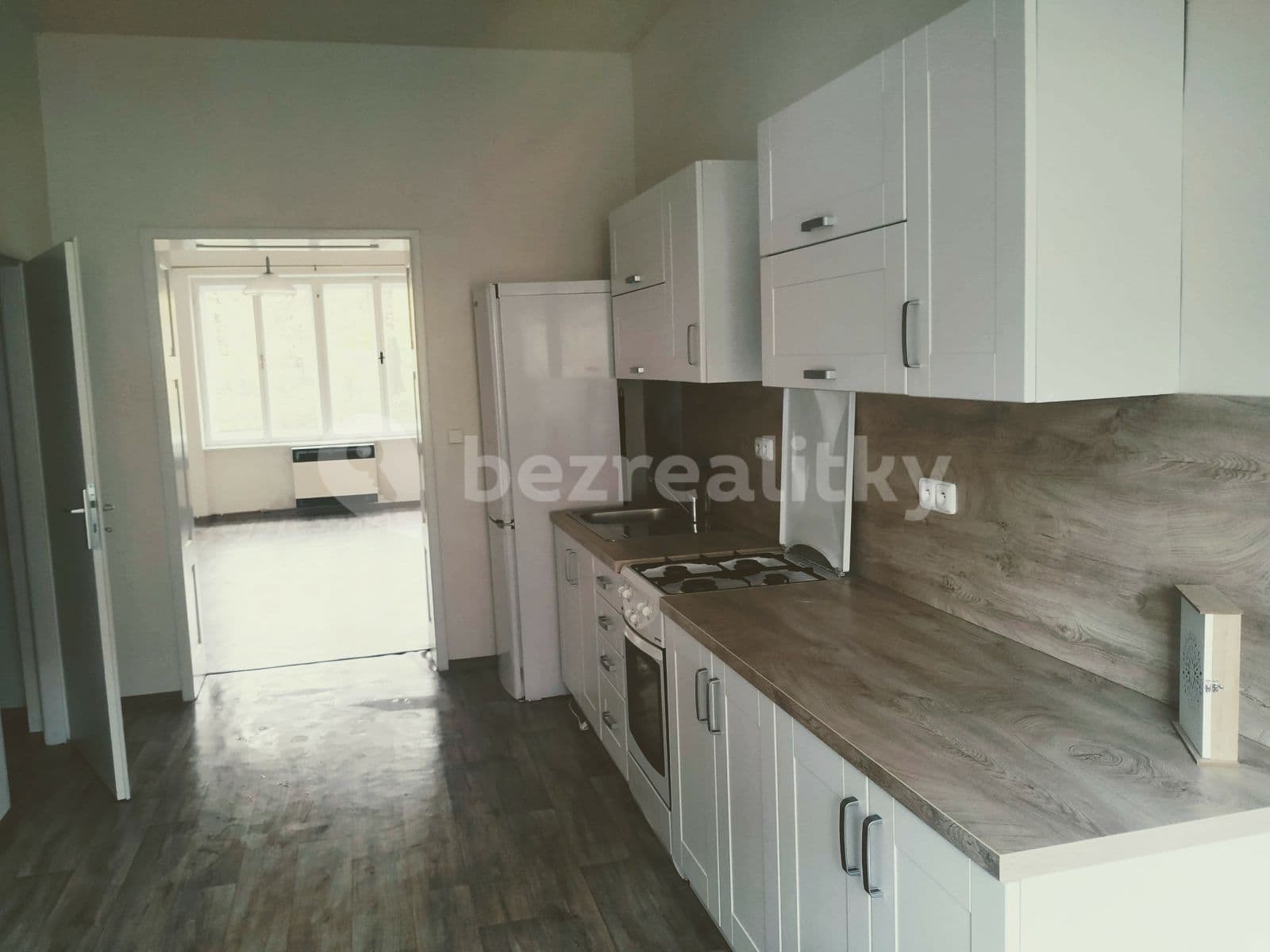 1 bedroom with open-plan kitchen flat to rent, 45 m², Štefánikovo Náměstí, Jihlava, Vysočina Region 1 bedroom with open-plan kitchen flat to rent, 45 m², Štefánikovo Náměstí, Jihlava, Vysočina Region