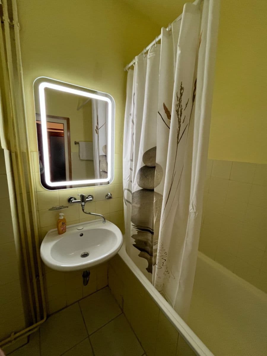 1 bedroom flat to rent, 46 m², Maškova, Brno, Jihomoravský Region 1 bedroom flat to rent, 46 m², Maškova, Brno, Jihomoravský Region