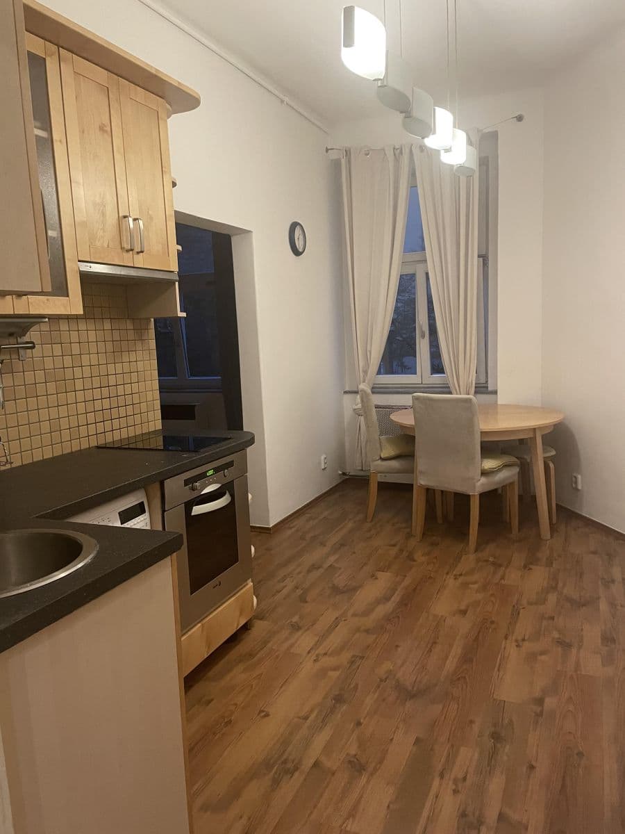 1 bedroom flat to rent, 37 m², Seifertova, Prague, Prague 1 bedroom flat to rent, 37 m², Seifertova, Prague, Prague