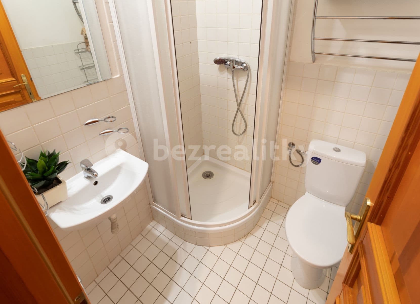 Studio flat to rent, 27 m², Vlkova, Prague, Prague Studio flat to rent, 27 m², Vlkova, Prague, Prague