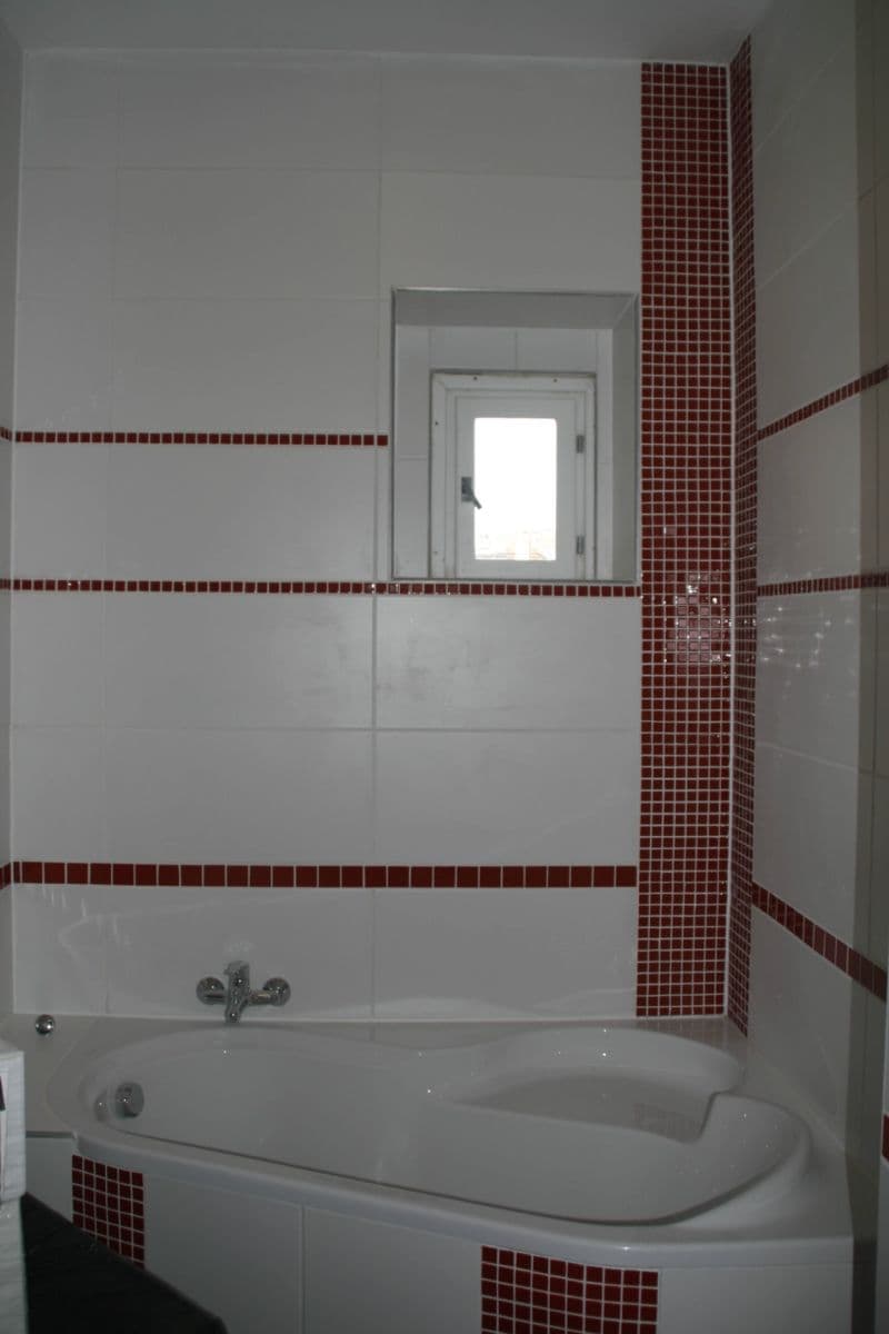 2 bedroom flat to rent, 76 m², Na Hřebenech Ii, Prague, Prague 2 bedroom flat to rent, 76 m², Na Hřebenech Ii, Prague, Prague