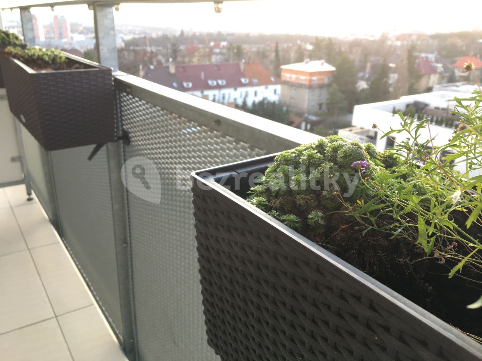 Studio flat to rent, 38 m², Zvěřinova, Prague, Prague Studio flat to rent, 38 m², Zvěřinova, Prague, Prague