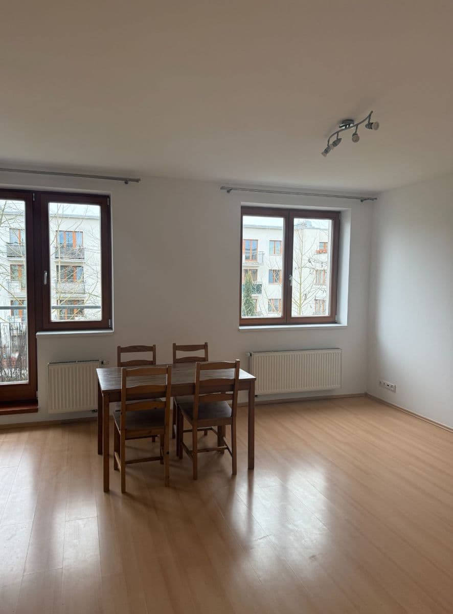 1 bedroom with open-plan kitchen flat to rent, 45 m², Neumannova, Prague, Prague 1 bedroom with open-plan kitchen flat to rent, 45 m², Neumannova, Prague, Prague