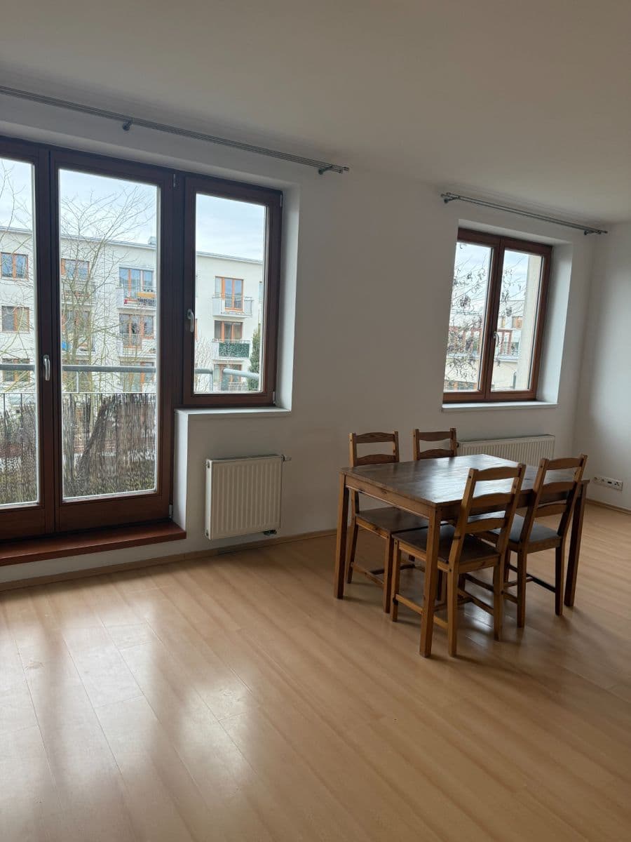1 bedroom with open-plan kitchen flat to rent, 45 m², Neumannova, Prague, Prague 1 bedroom with open-plan kitchen flat to rent, 45 m², Neumannova, Prague, Prague