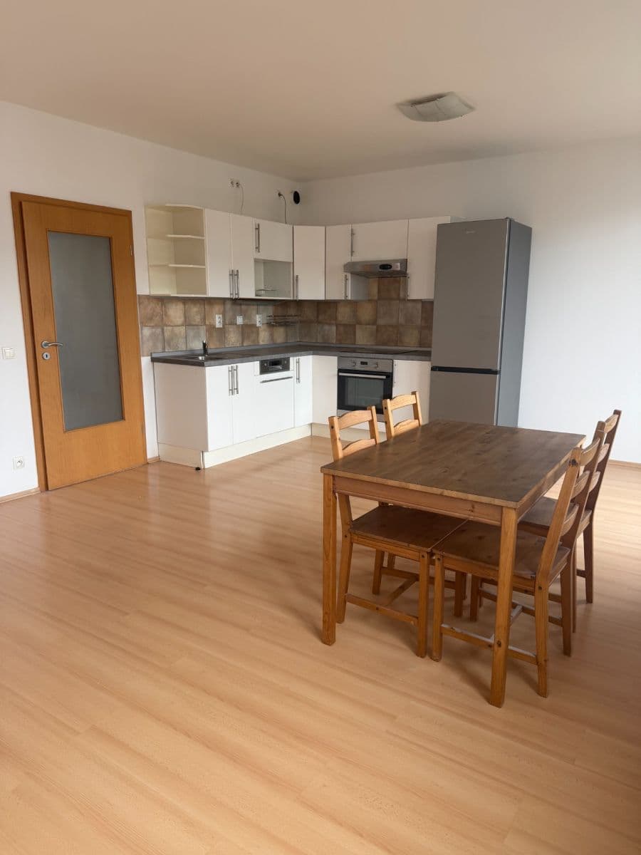 1 bedroom with open-plan kitchen flat to rent, 45 m², Neumannova, Prague, Prague 1 bedroom with open-plan kitchen flat to rent, 45 m², Neumannova, Prague, Prague