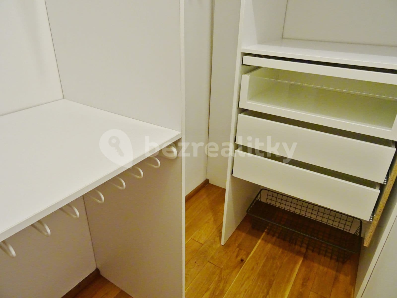 Studio flat to rent, 43 m², U Studánky, Prague, Prague Studio flat to rent, 43 m², U Studánky, Prague, Prague