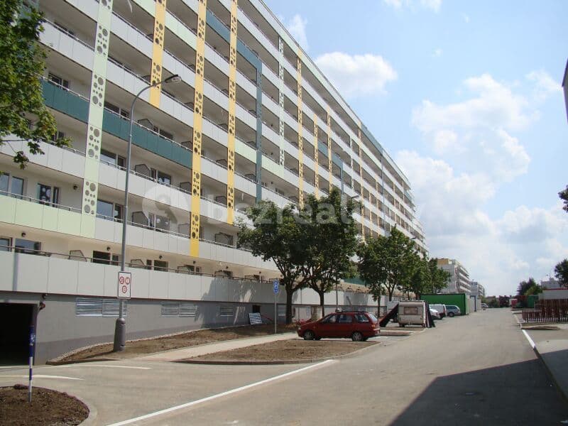 Studio flat to rent, 38 m², Hornoměcholupská, Prague, Prague Studio flat to rent, 38 m², Hornoměcholupská, Prague, Prague