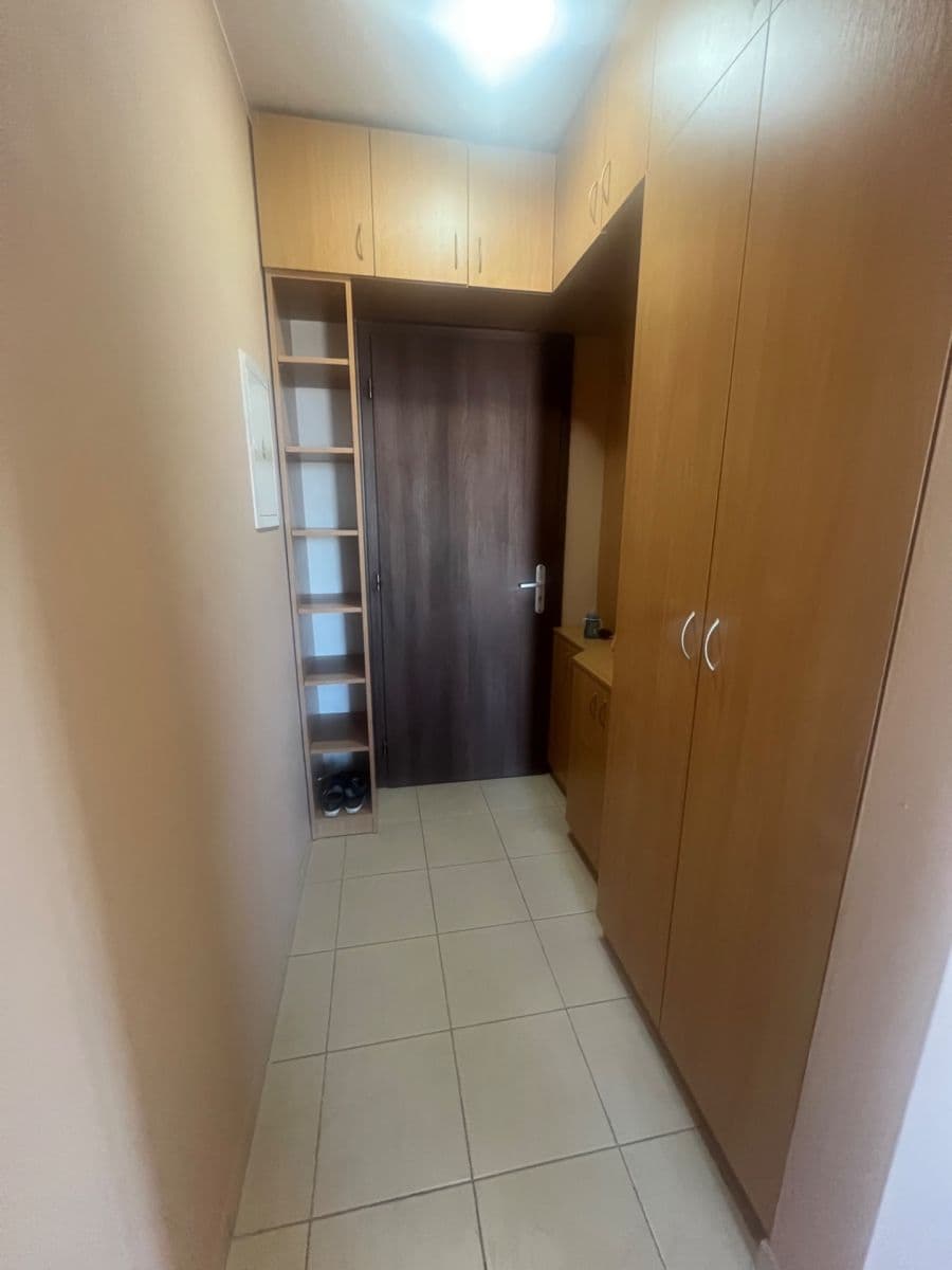 1 bedroom with open-plan kitchen flat to rent, 53 m², Edvarda Beneše, Přelouč, Pardubický Region 1 bedroom with open-plan kitchen flat to rent, 53 m², Edvarda Beneše, Přelouč, Pardubický Region