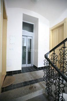 1 bedroom with open-plan kitchen flat to rent, 58 m², Mrázovka, Prague, Prague 1 bedroom with open-plan kitchen flat to rent, 58 m², Mrázovka, Prague, Prague