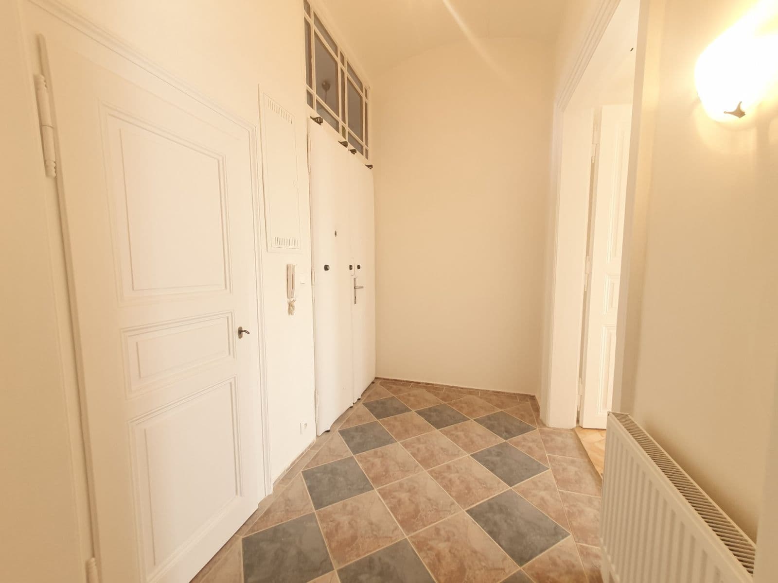 2 bedroom with open-plan kitchen flat to rent, 85 m², Rybalkova, Prague, Prague 2 bedroom with open-plan kitchen flat to rent, 85 m², Rybalkova, Prague, Prague