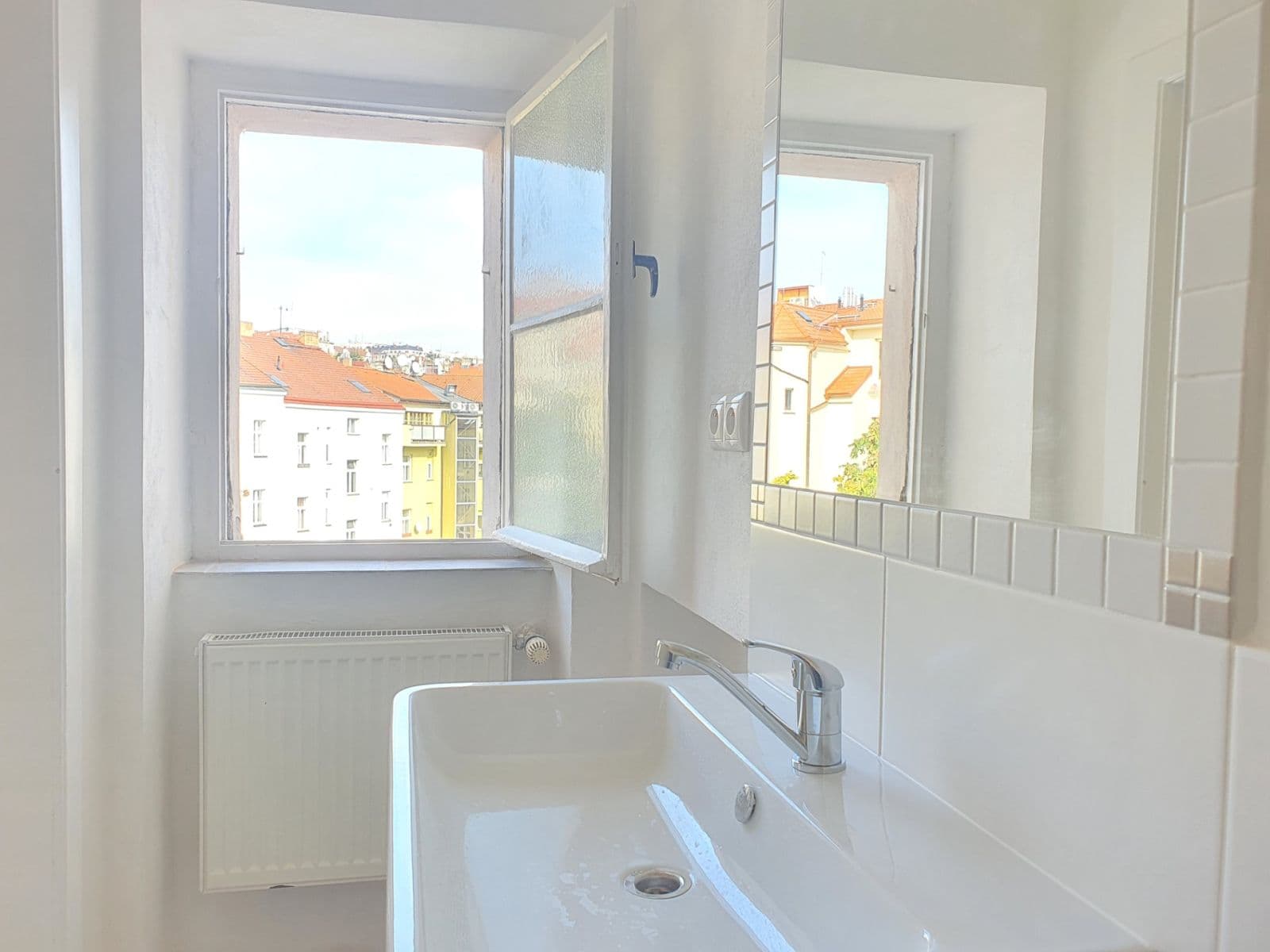 2 bedroom with open-plan kitchen flat to rent, 85 m², Rybalkova, Prague, Prague 2 bedroom with open-plan kitchen flat to rent, 85 m², Rybalkova, Prague, Prague