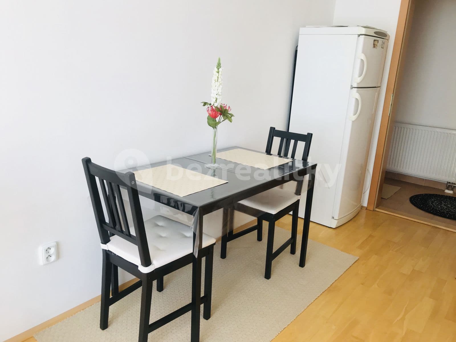 Studio flat to rent, 40 m², Počernická, Prague, Prague Studio flat to rent, 40 m², Počernická, Prague, Prague