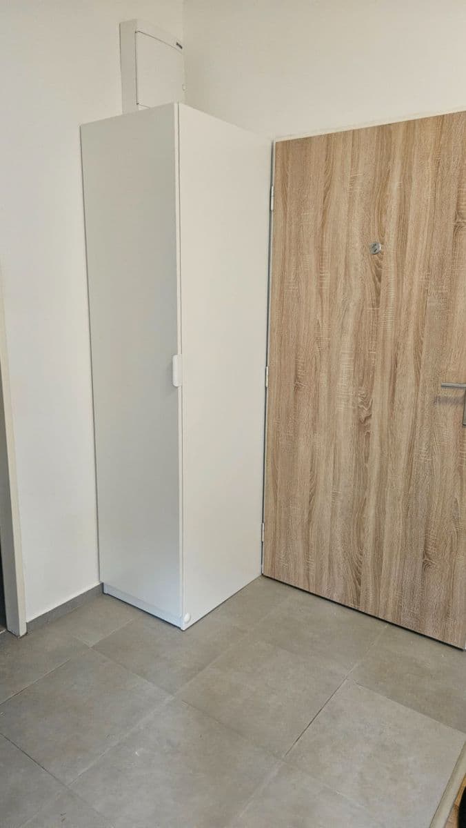 Studio flat to rent, 19 m², Šárka, Brno, Jihomoravský Region Studio flat to rent, 19 m², Šárka, Brno, Jihomoravský Region