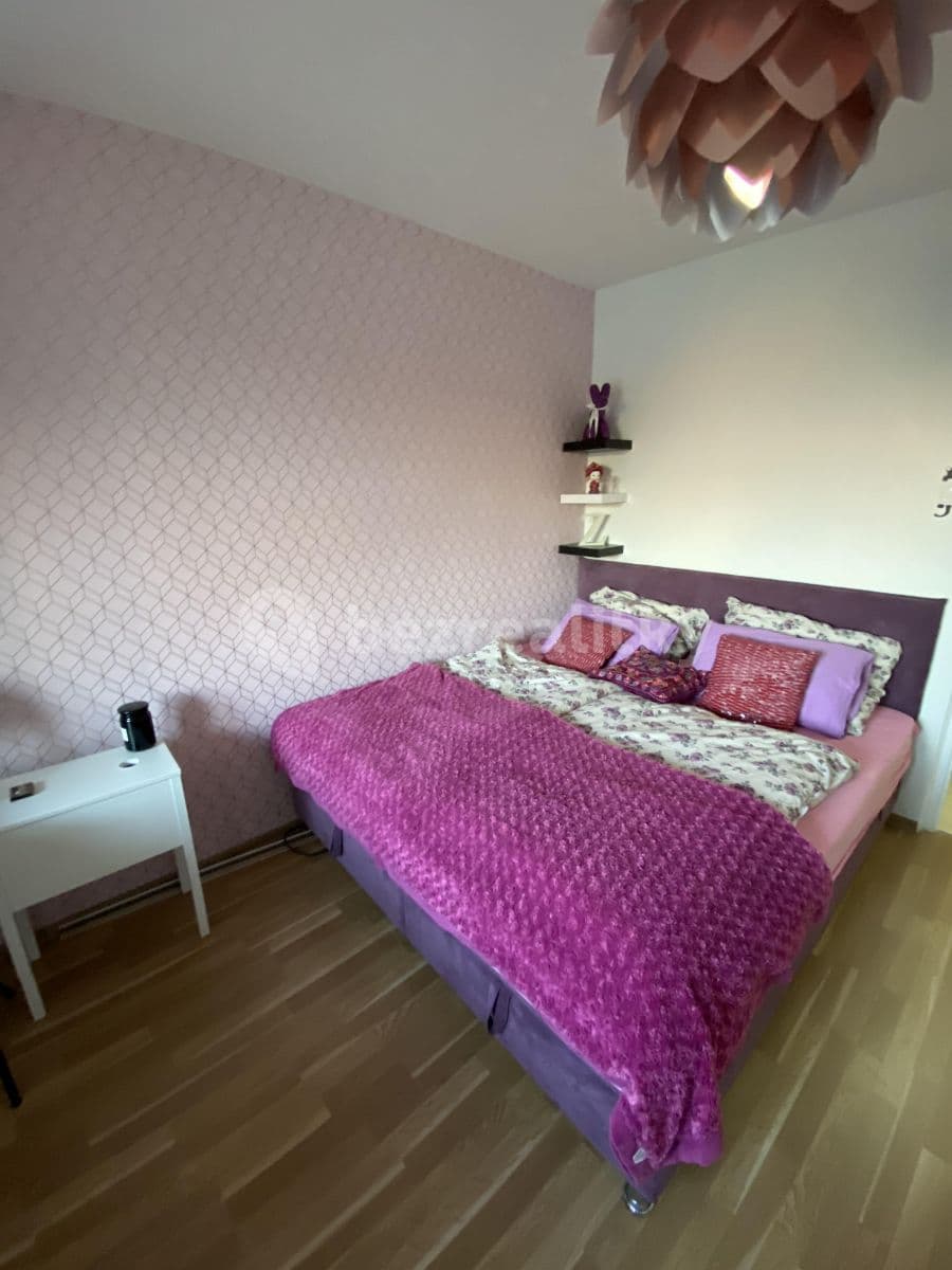Small studio flat to rent, 23 m², Vilová, Petržalka, Bratislavský Region Small studio flat to rent, 23 m², Vilová, Petržalka, Bratislavský Region