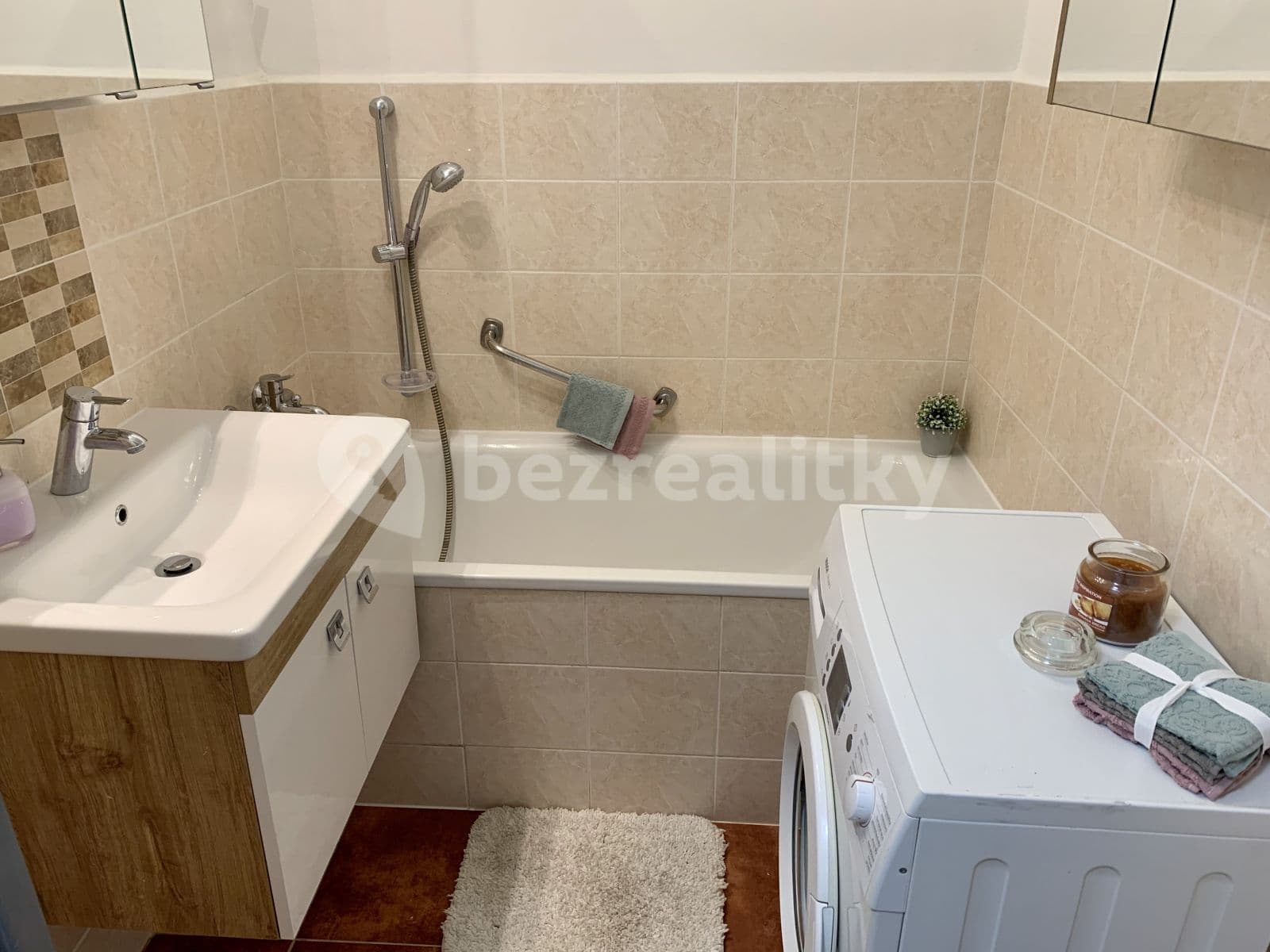 2 bedroom flat to rent, 56 m², Arbesova, Jablonec nad Nisou, Liberecký Region 2 bedroom flat to rent, 56 m², Arbesova, Jablonec nad Nisou, Liberecký Region