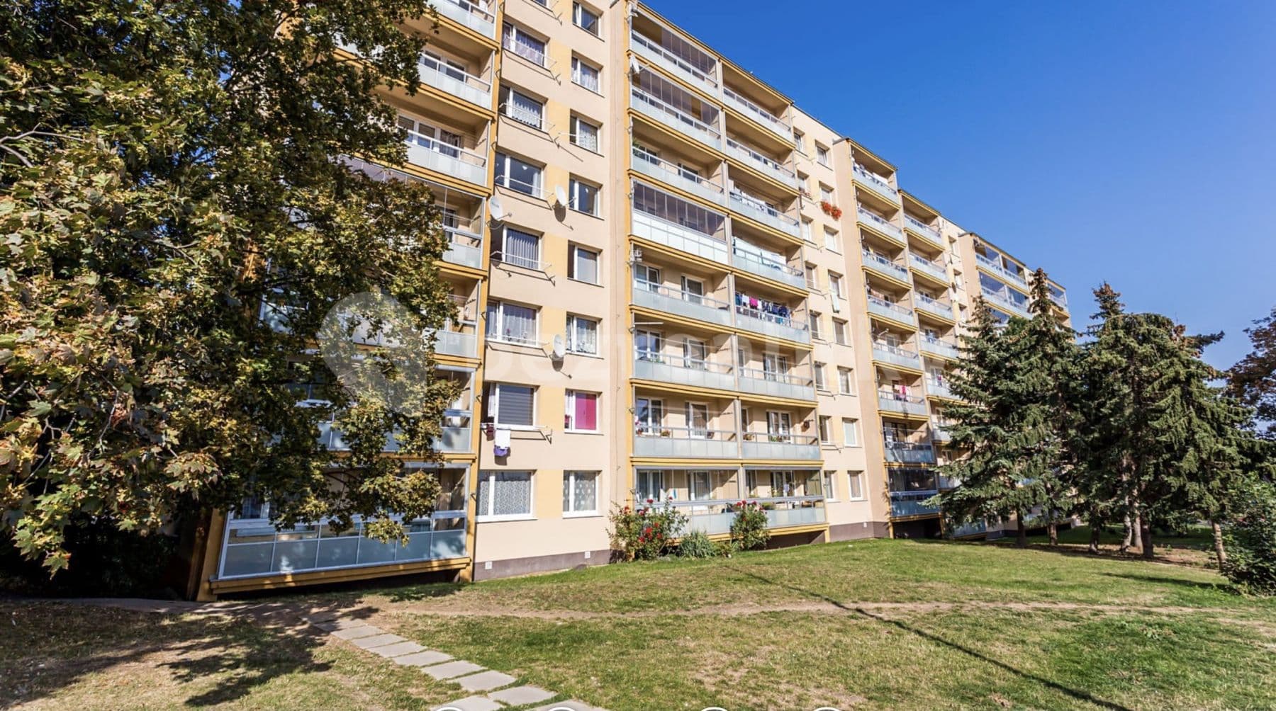 1 bedroom with open-plan kitchen flat to rent, 42 m², Višňová, Most, Ústecký Region 1 bedroom with open-plan kitchen flat to rent, 42 m², Višňová, Most, Ústecký Region