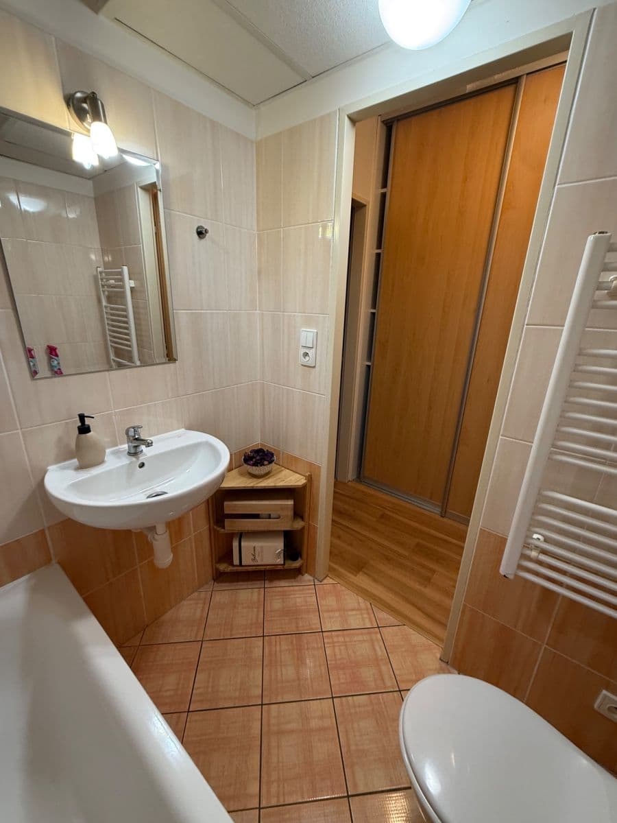 Studio flat to rent, 32 m², Kavaleristů, Olomouc, Olomoucký Region Studio flat to rent, 32 m², Kavaleristů, Olomouc, Olomoucký Region