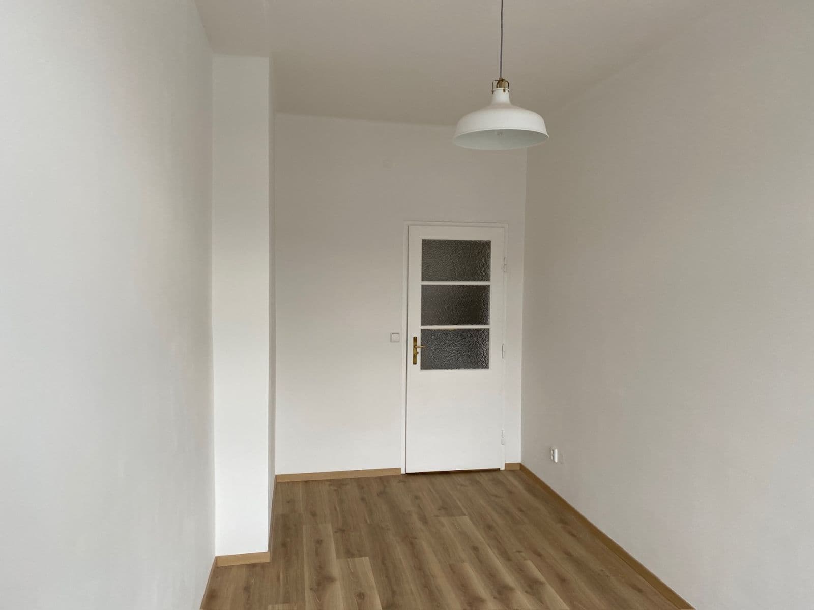 1 bedroom with open-plan kitchen flat to rent, 50 m², Milady Horákové, Prague, Prague 1 bedroom with open-plan kitchen flat to rent, 50 m², Milady Horákové, Prague, Prague