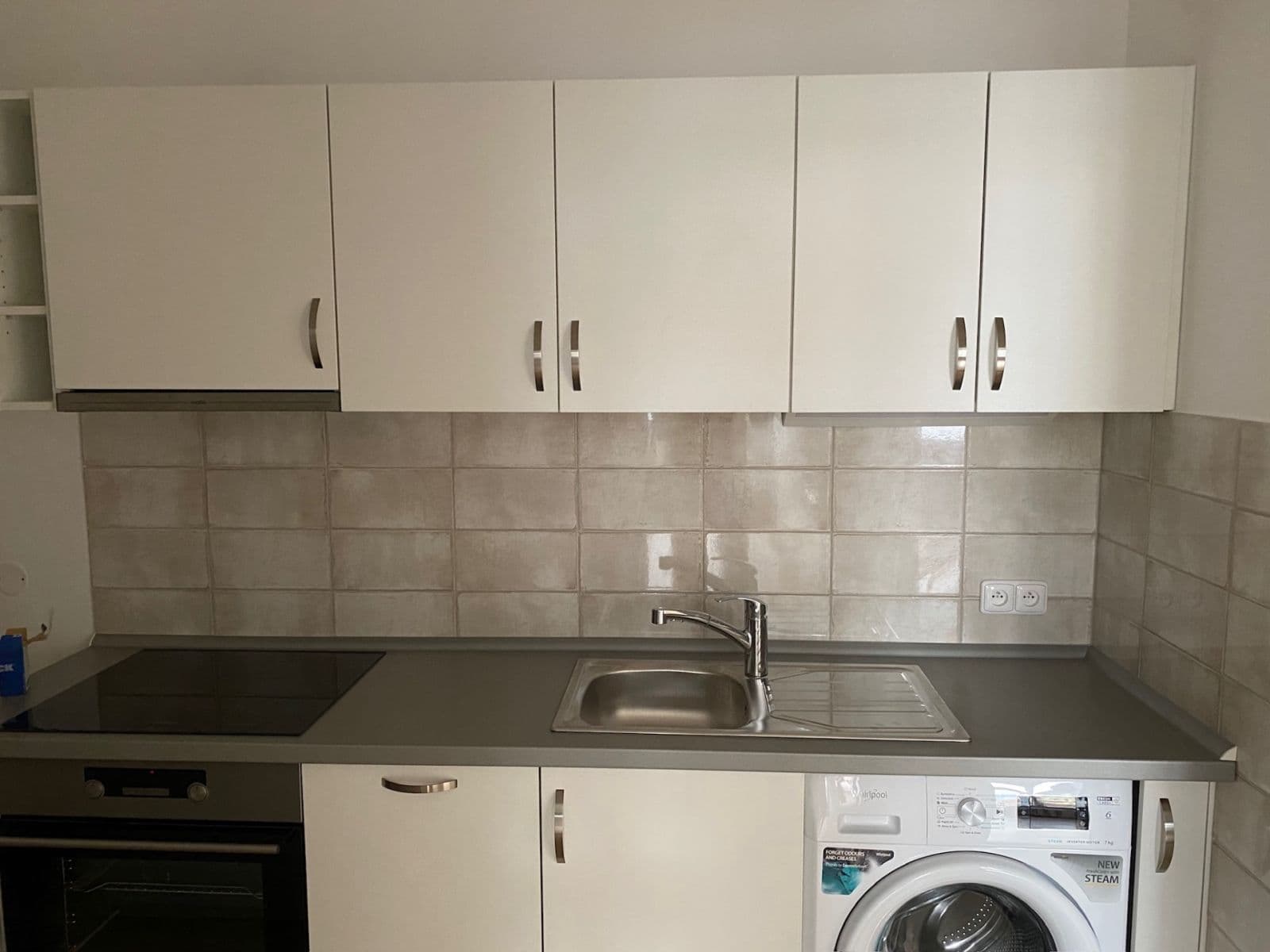 1 bedroom with open-plan kitchen flat to rent, 50 m², Milady Horákové, Prague, Prague 1 bedroom with open-plan kitchen flat to rent, 50 m², Milady Horákové, Prague, Prague